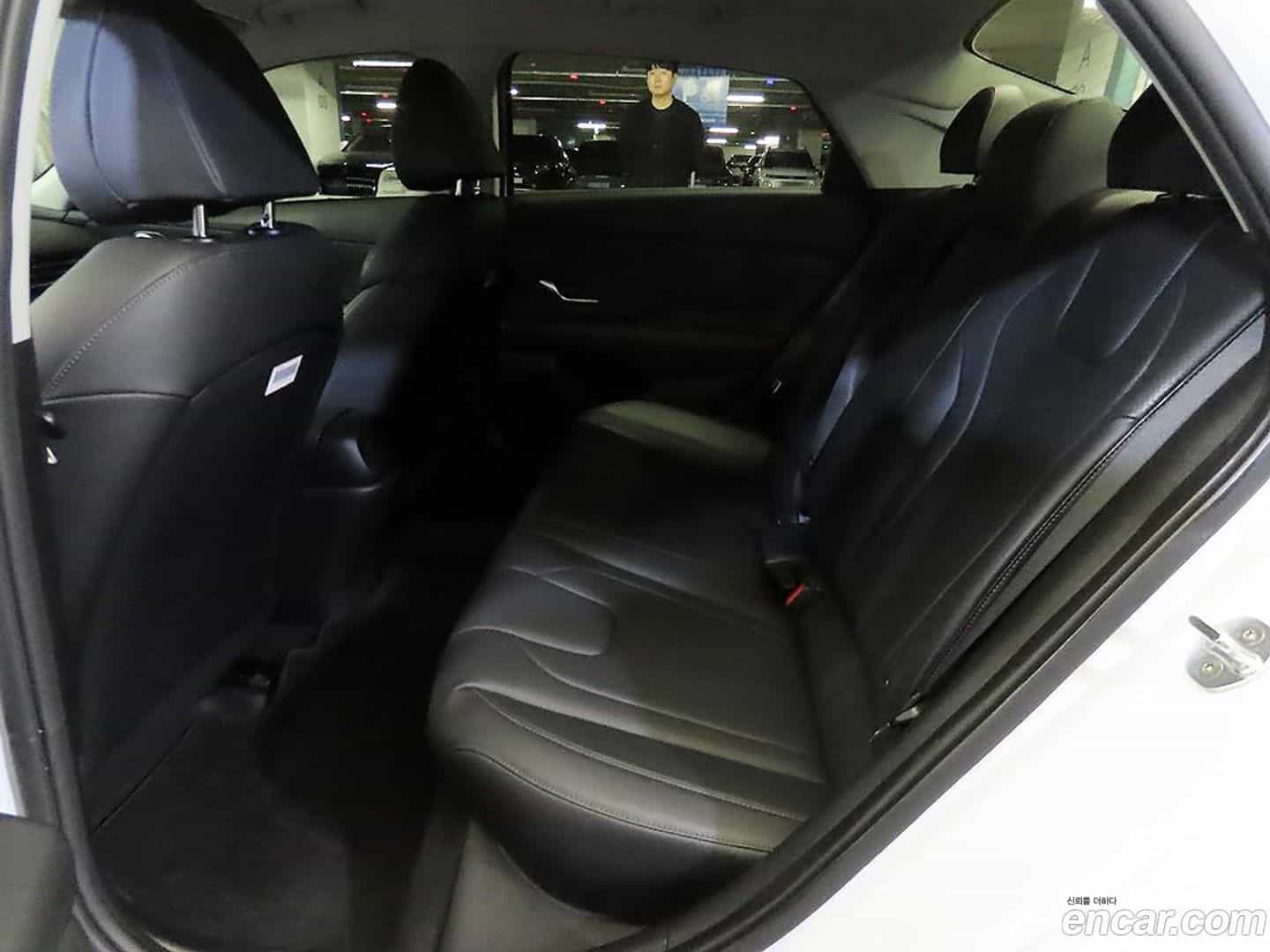 AVANTE Hyundai 2021.1-INNER-007