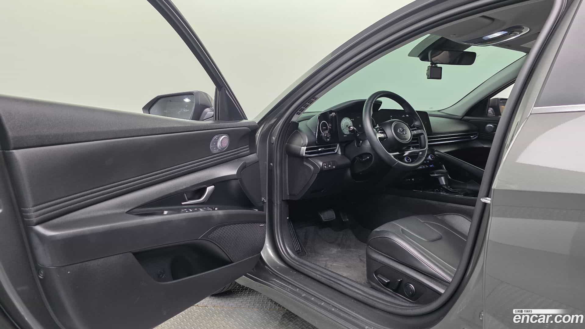 AVANTE Hyundai 2021.9-INNER-010