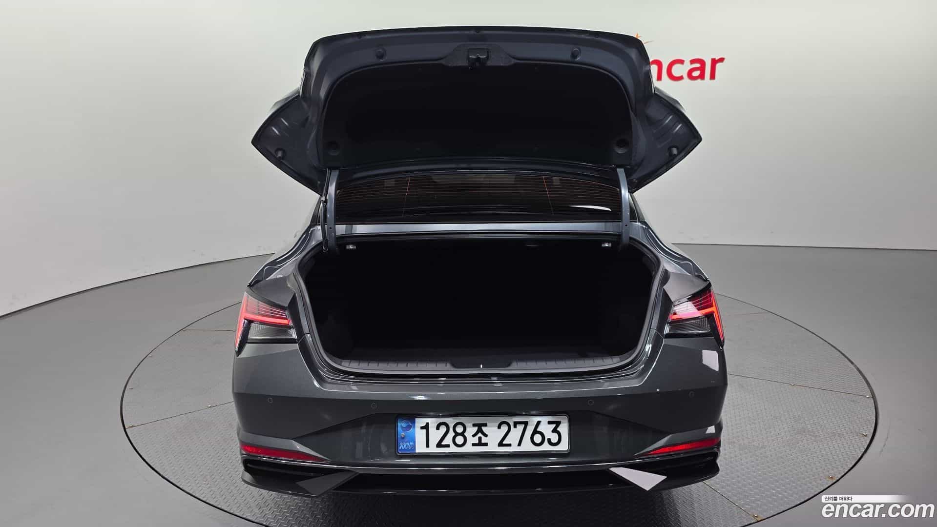 AVANTE Hyundai 2021.9-OPTION-023