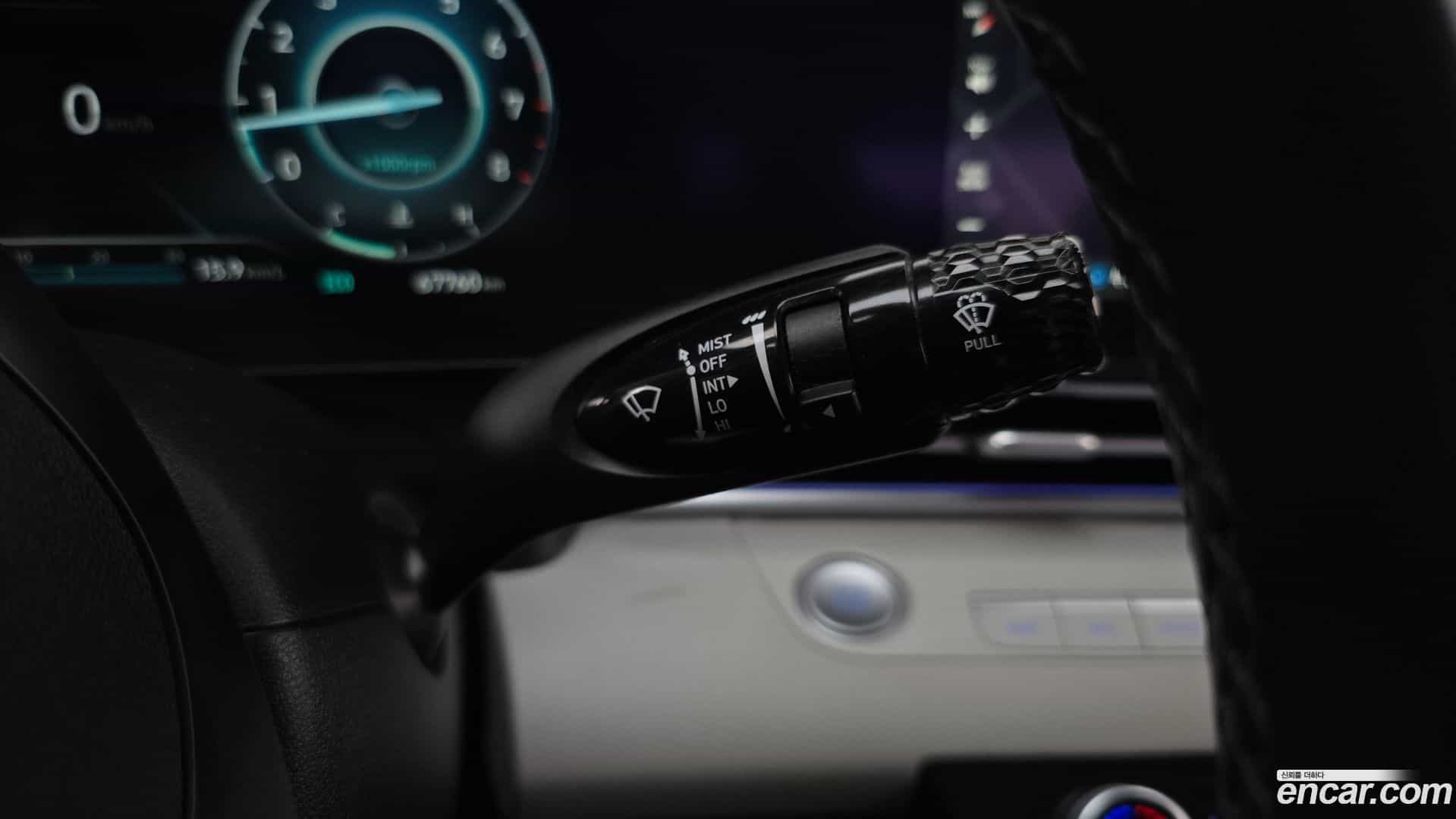 AVANTE Hyundai 2020.10-OPTION-021