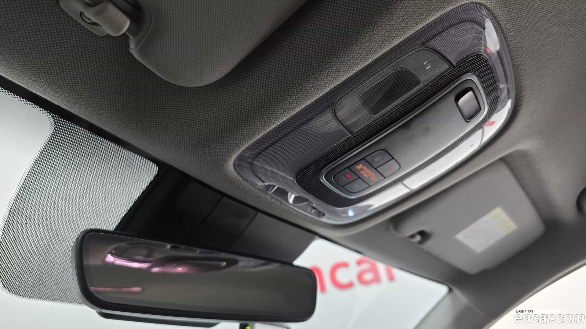 AVANTE Hyundai 2020.10-OPTION-042
