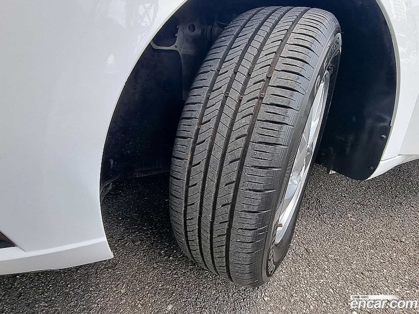 AVANTE Hyundai 2022.2-OPTION-024