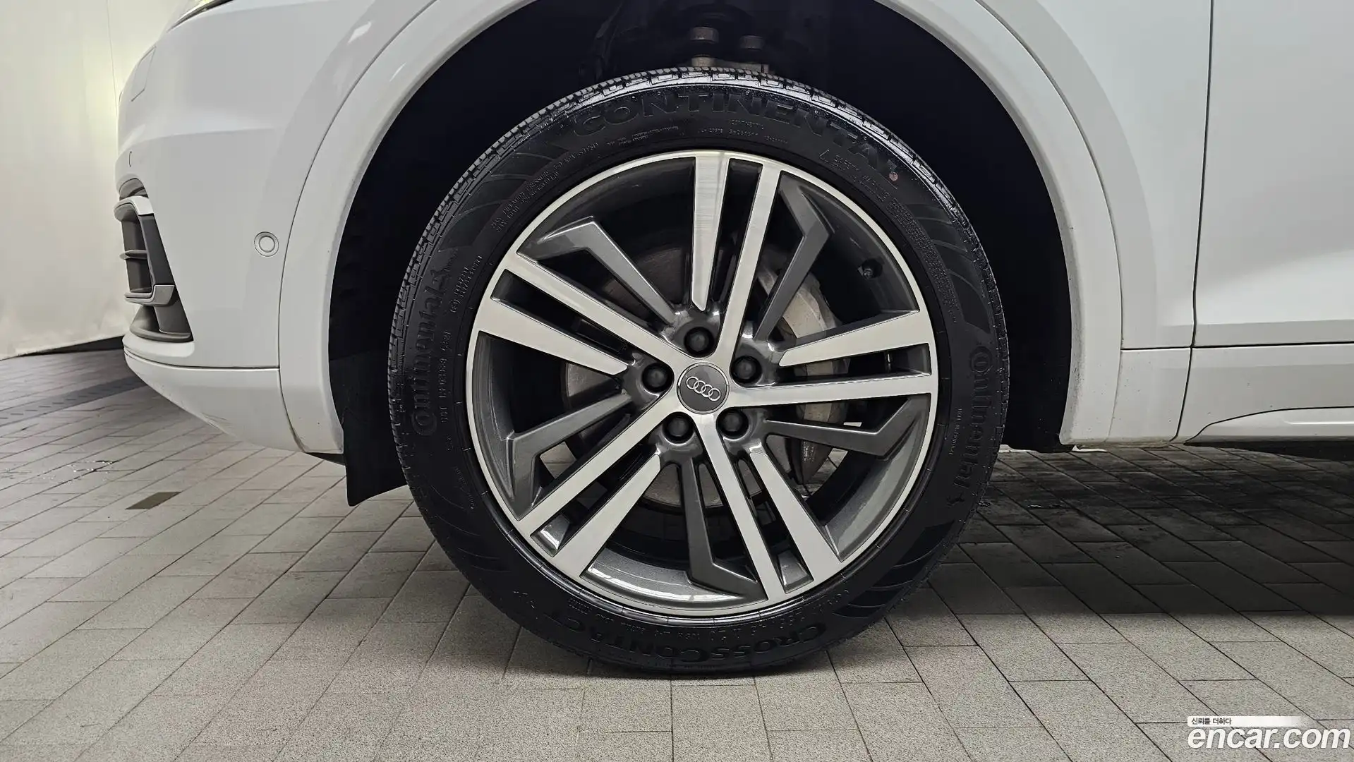 Q5 Audi 2020.10-OUTER-005