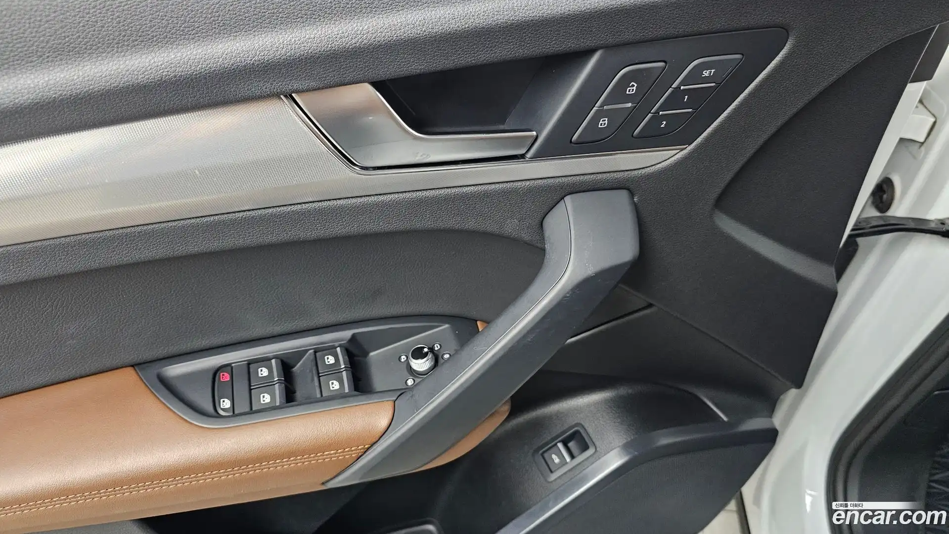 Q5 Audi 2020.10-OPTION-041