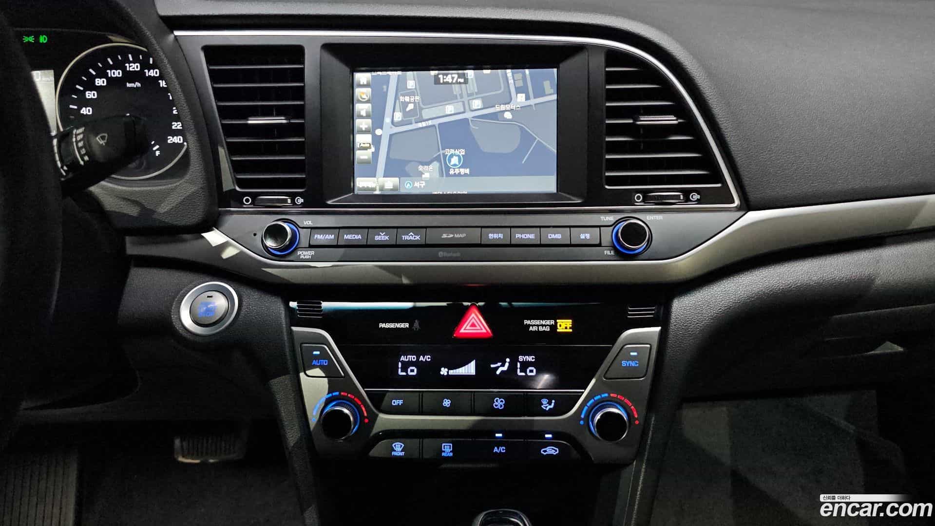 AVANTE Hyundai 2017.0-OPTION-016