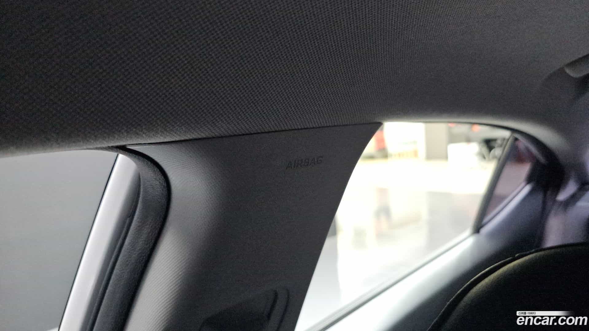 AVANTE Hyundai 2017.0-OPTION-044