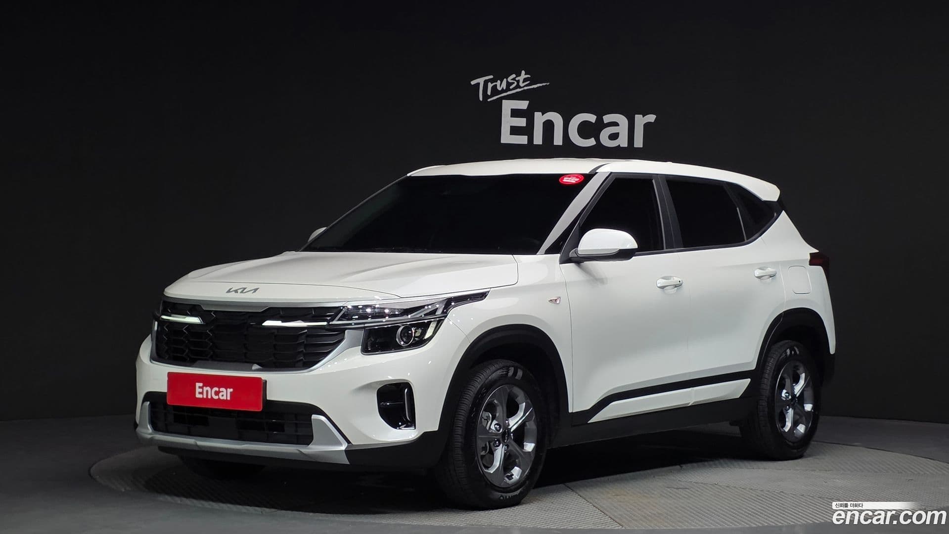 Main__Slider__Photo:Seltos Kia 2023.8-0