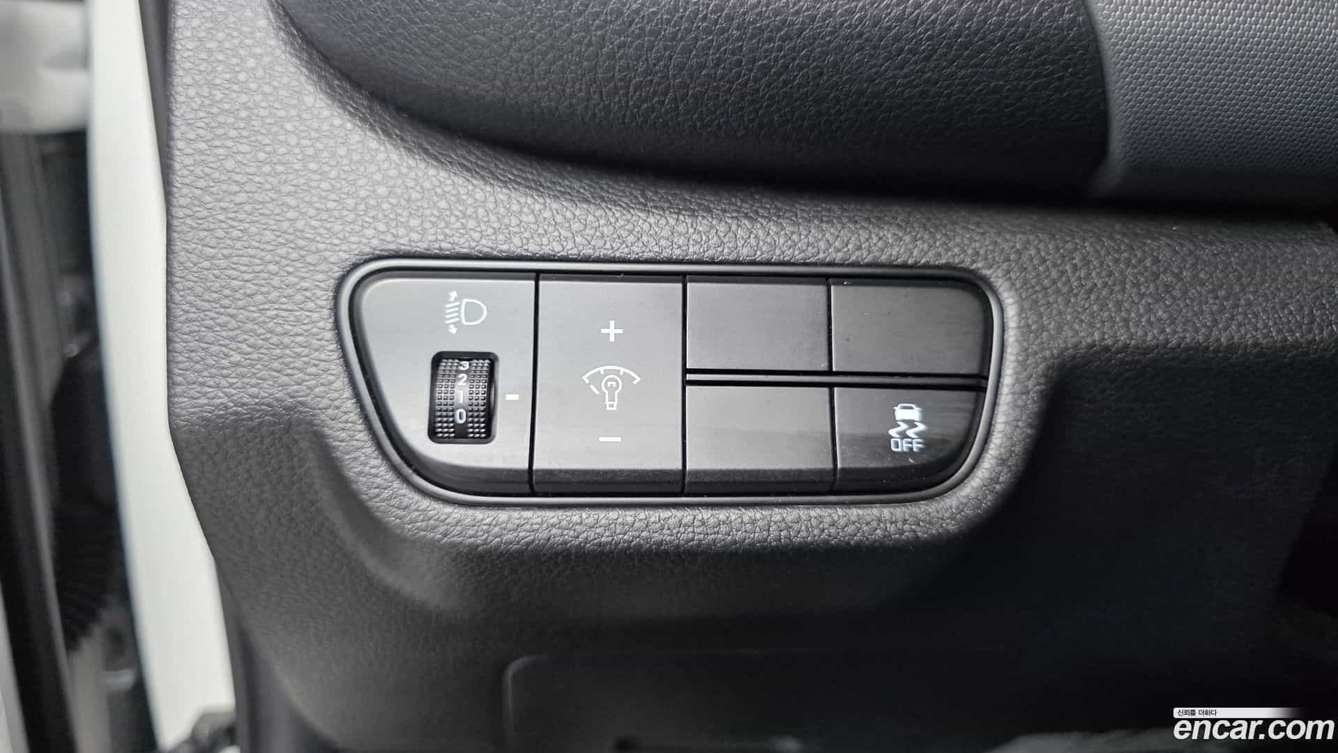 Seltos Kia 2023.8-OPTION-016