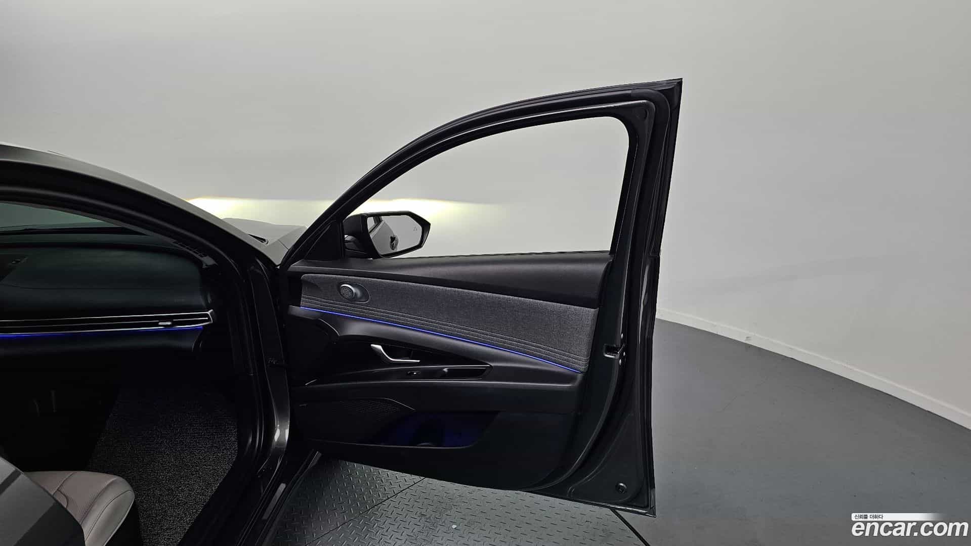 AVANTE Hyundai 2021.6-INNER-034