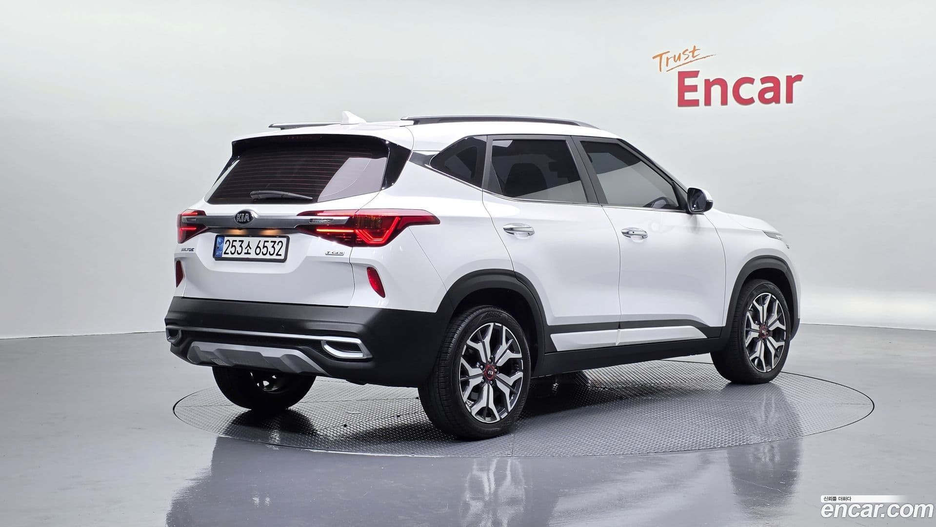 Main__Slider__Photo:Seltos Kia 2021.5-1