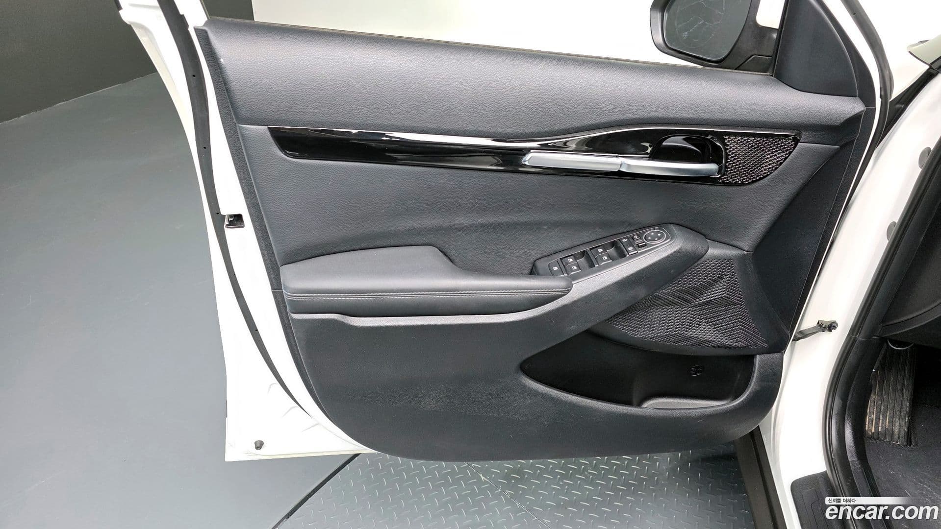 Main__Slider__Photo:Seltos Kia 2021.5-23