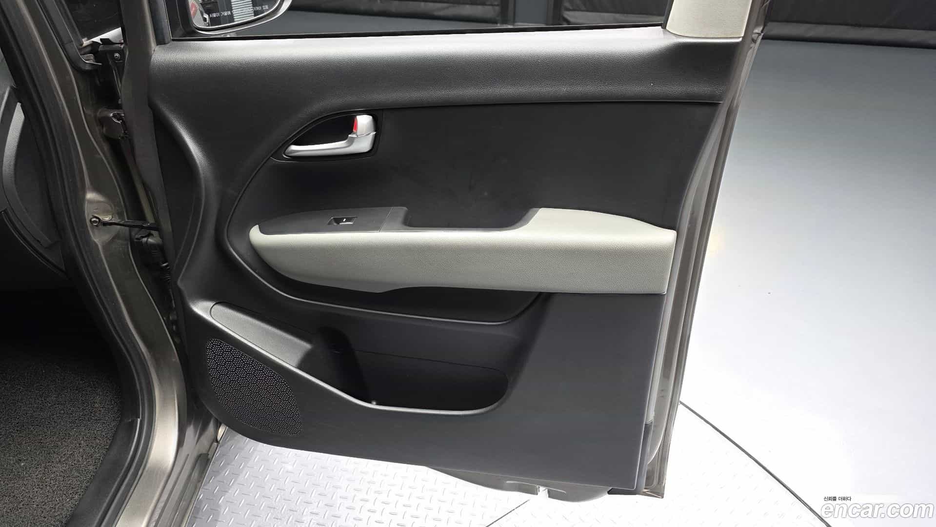 RAY Kia 2021.6-INNER-034