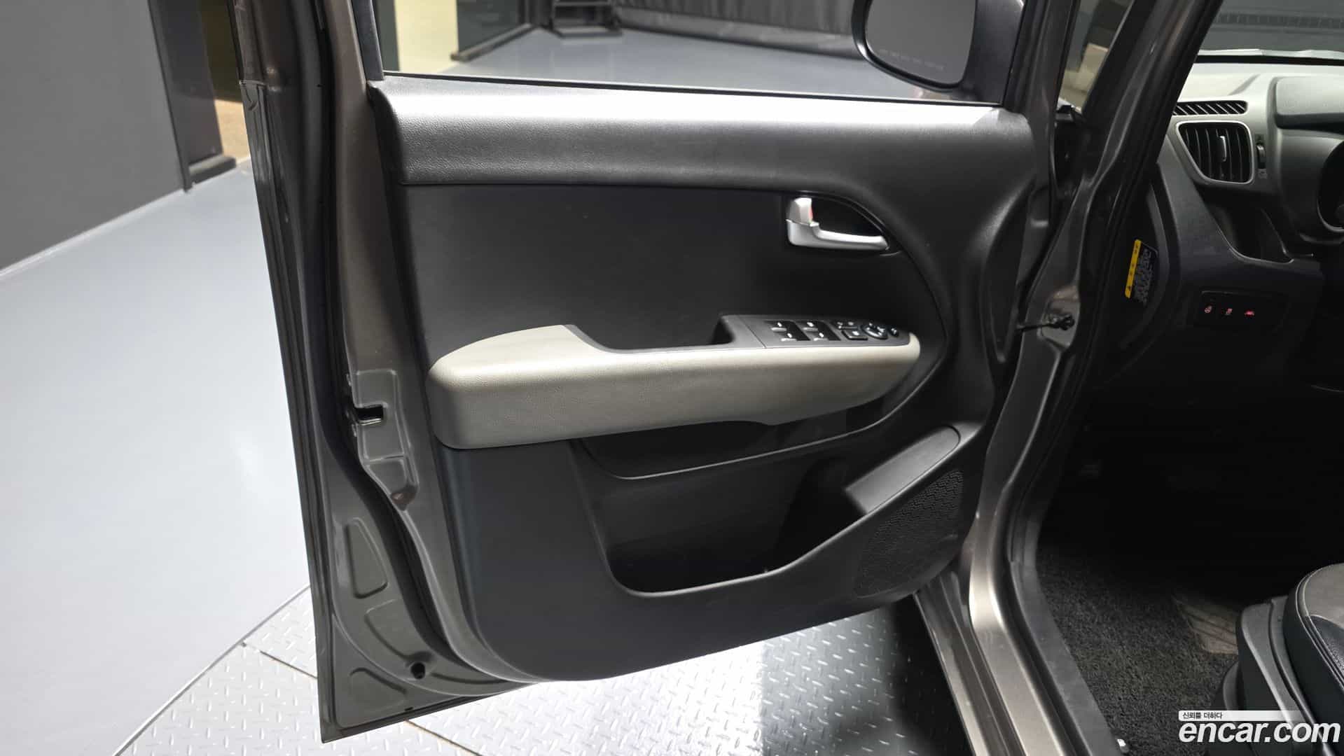 RAY Kia 2021.6-INNER-035