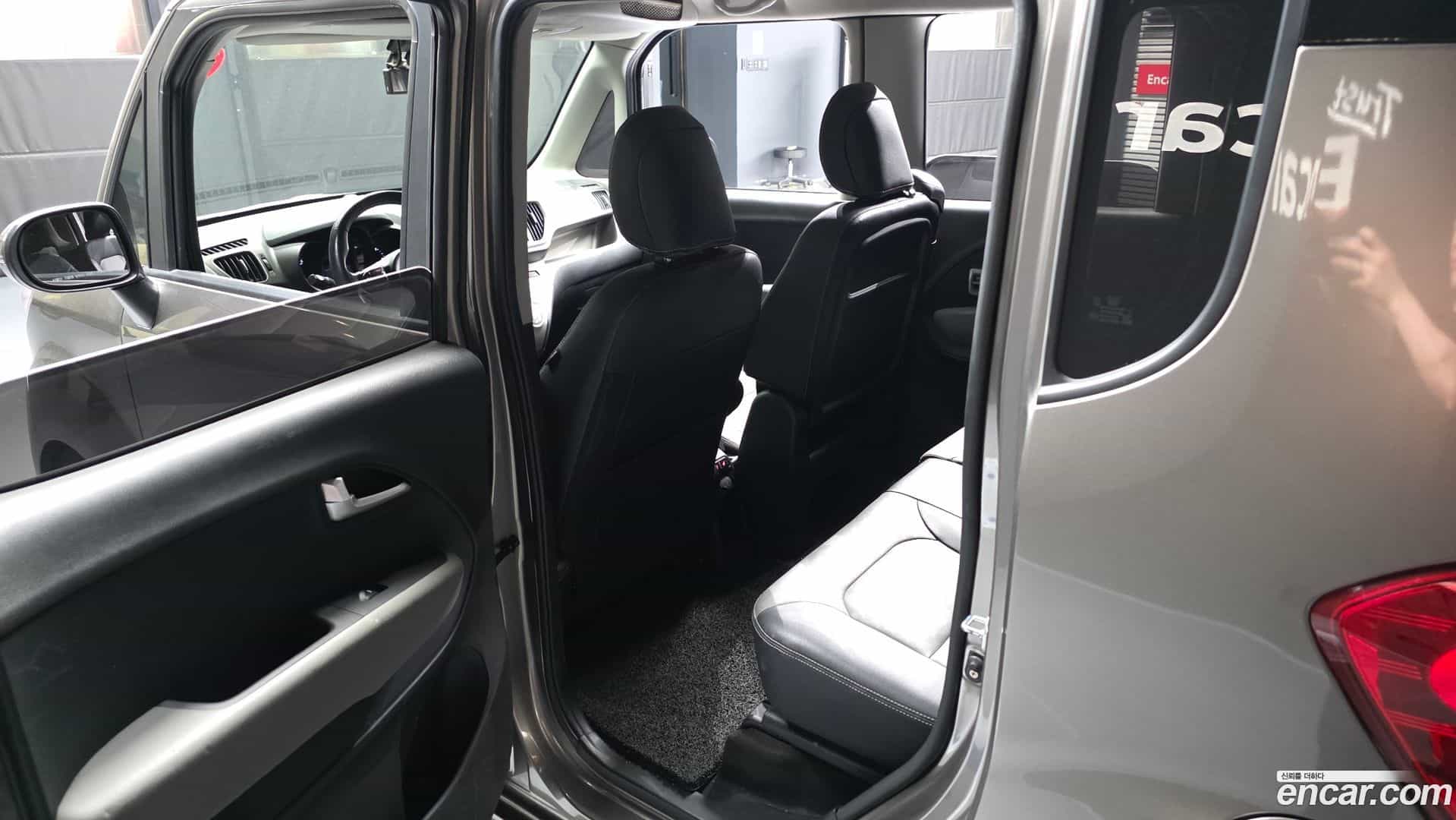 RAY Kia 2021.6-INNER-036
