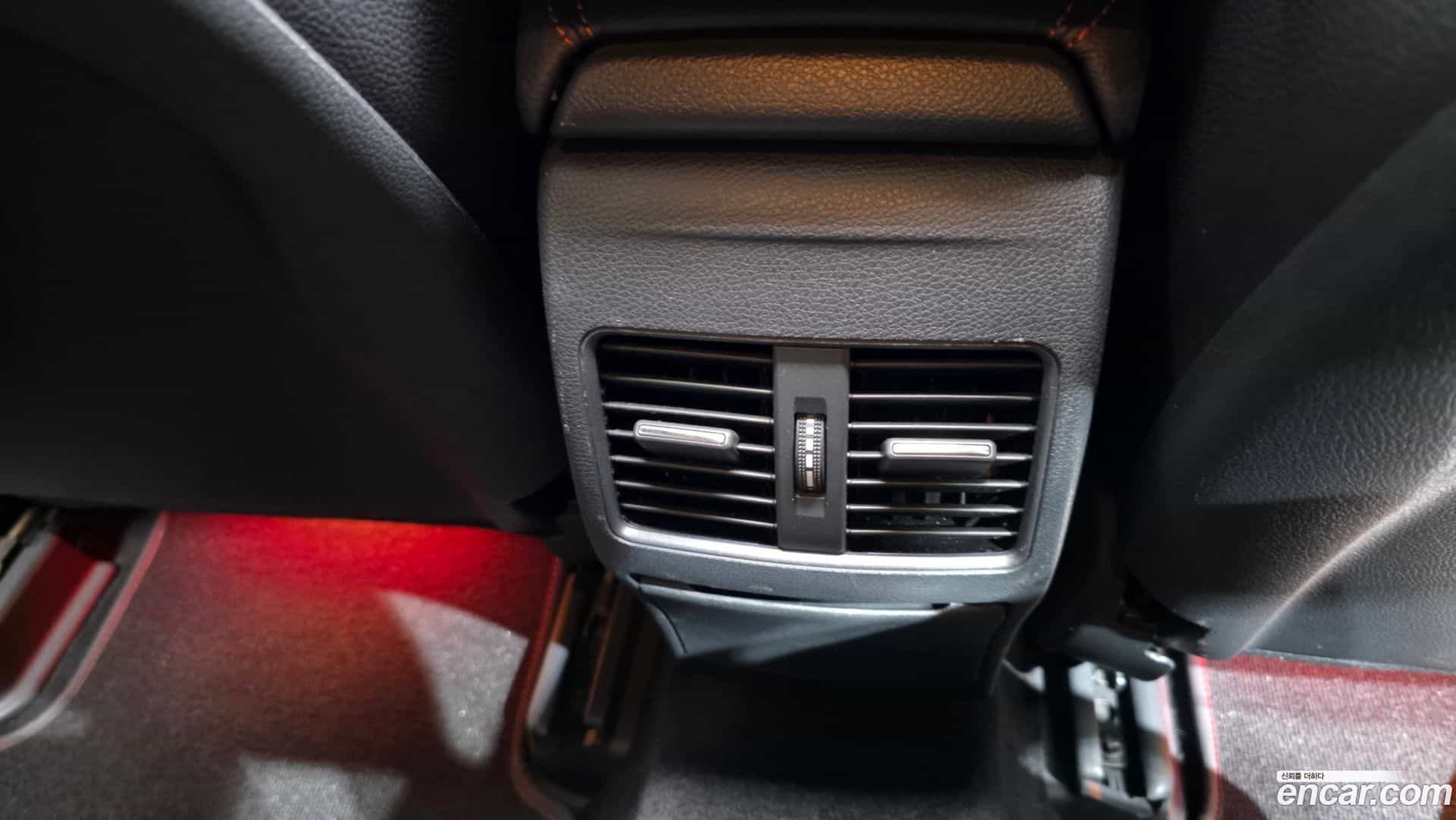 A-Class Mercedes-Benz 2016.11-OPTION-023