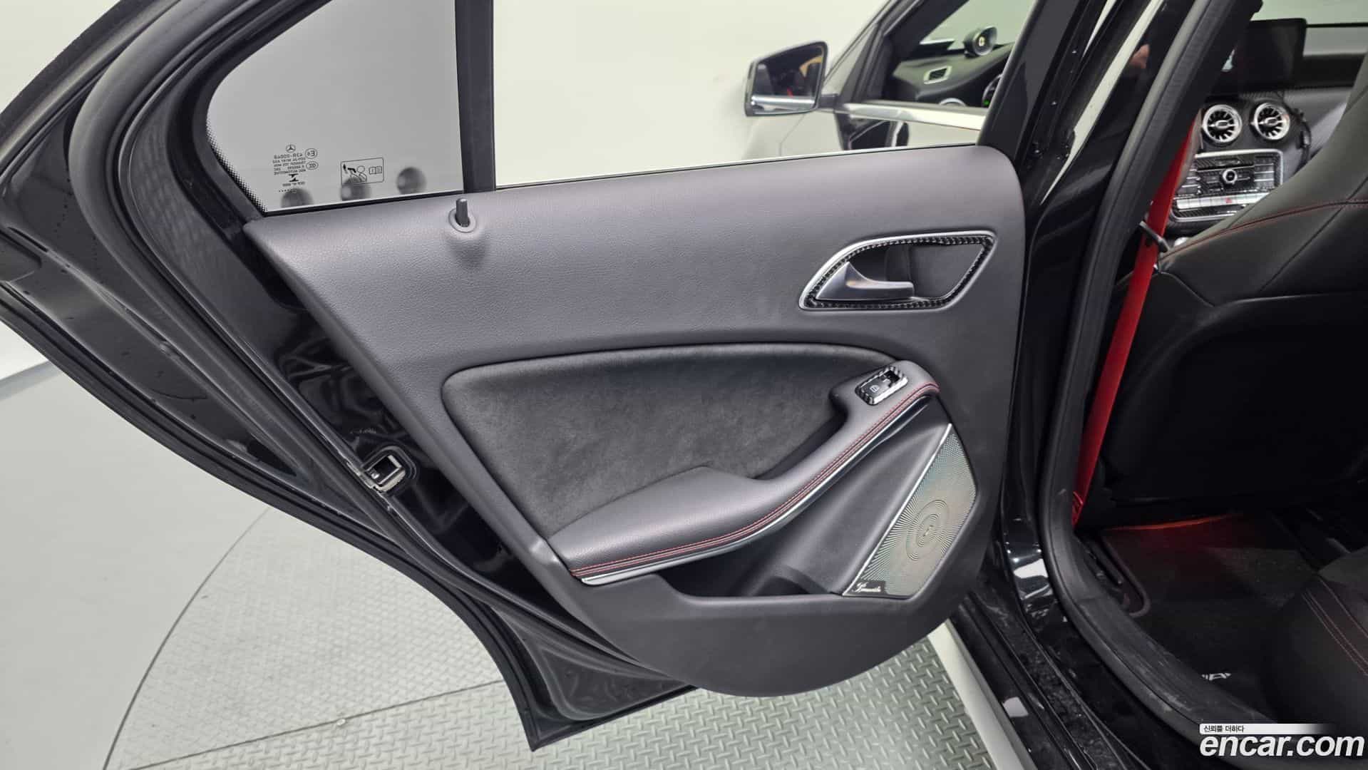 A-Class Mercedes-Benz 2016.11-INNER-035