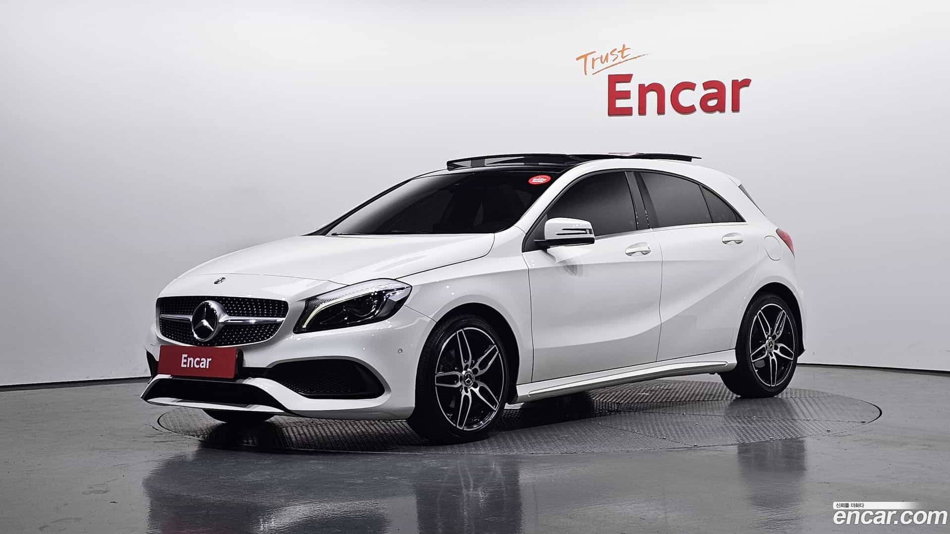 A-Class Mercedes-Benz 2018.1-OUTER-001
