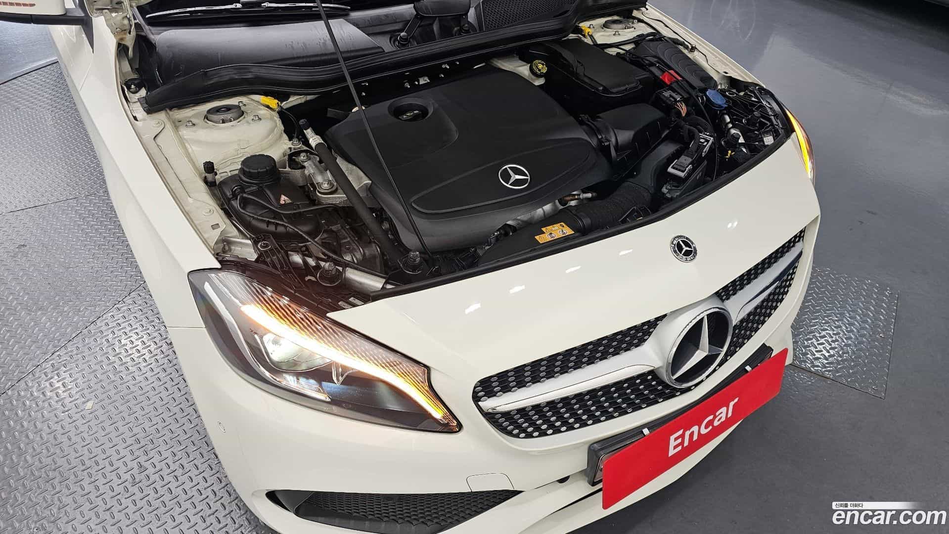 A-Class Mercedes-Benz 2018.1-OUTER-006