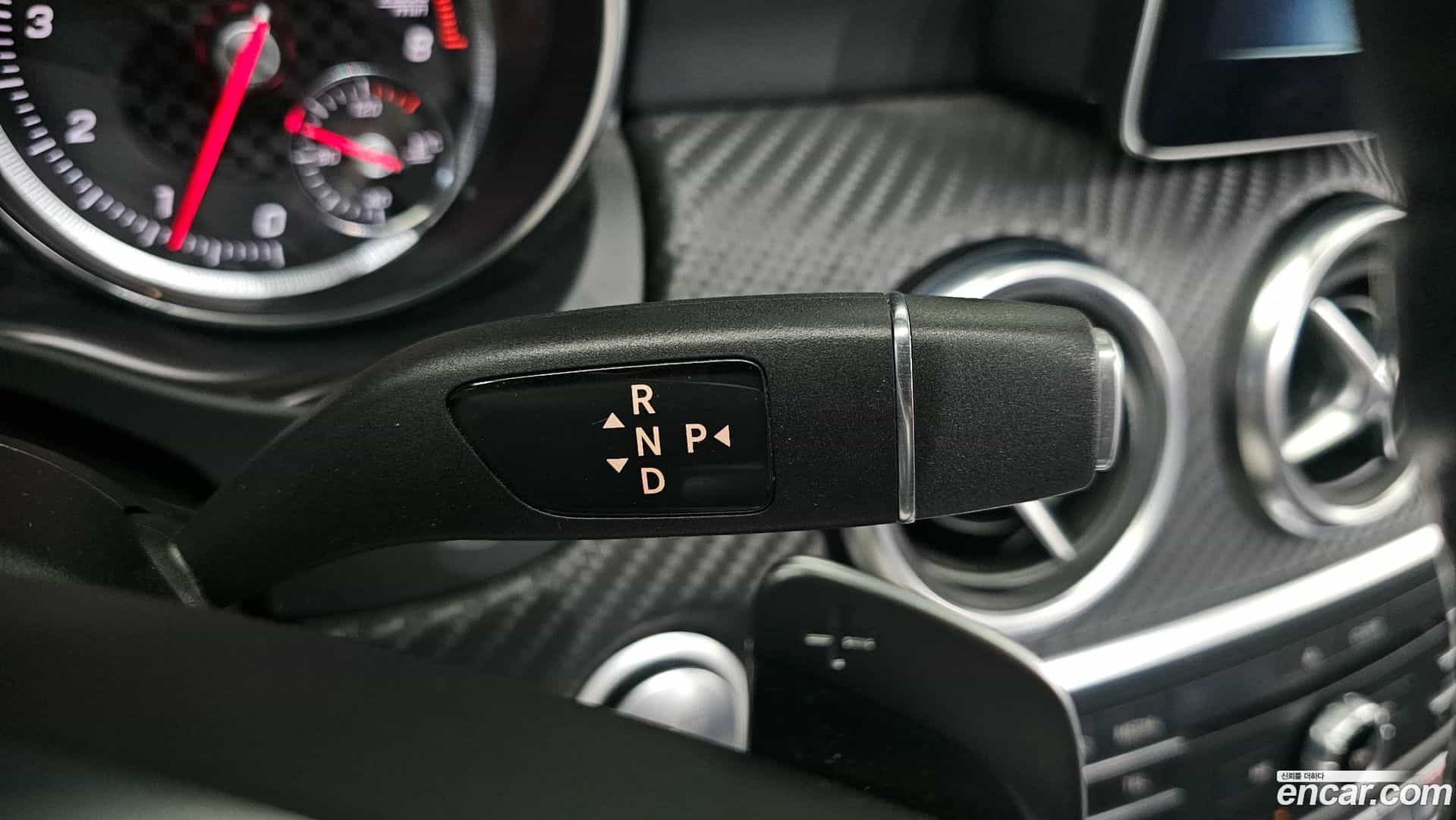A-Class Mercedes-Benz 2018.1-INNER-009