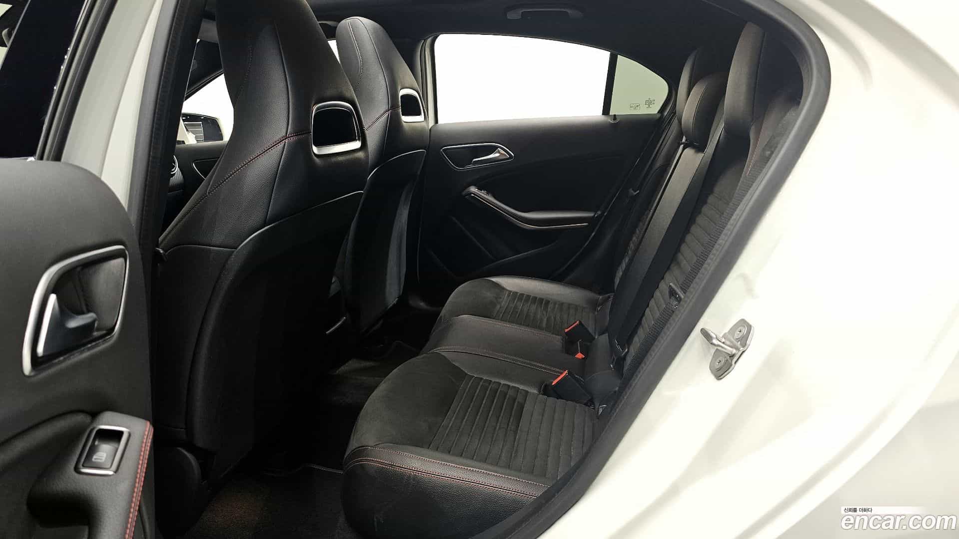 A-Class Mercedes-Benz 2018.1-OPTION-016