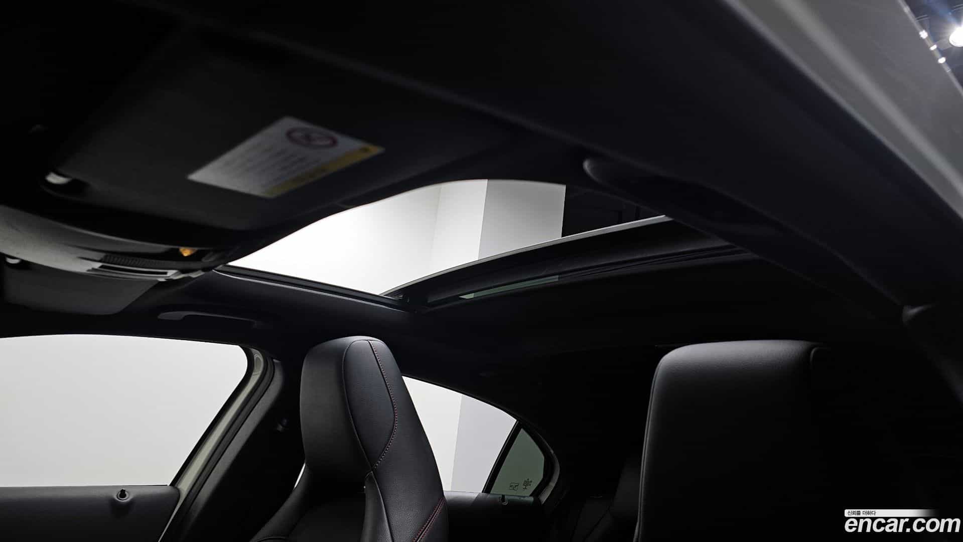 A-Class Mercedes-Benz 2018.1-OPTION-022