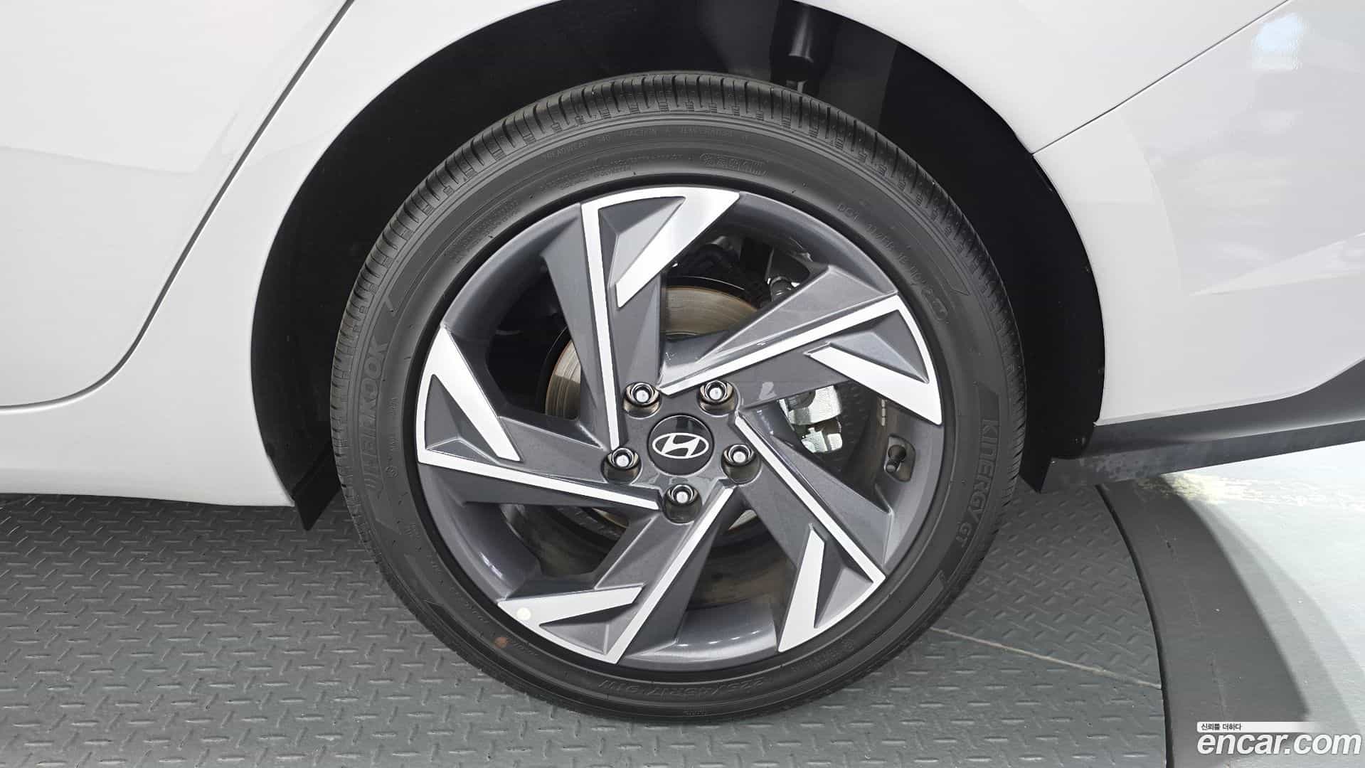 AVANTE Hyundai 2025.9-OUTER-031