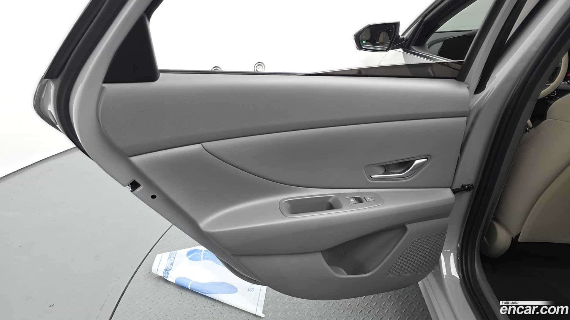 AVANTE Hyundai 2025.9-INNER-035