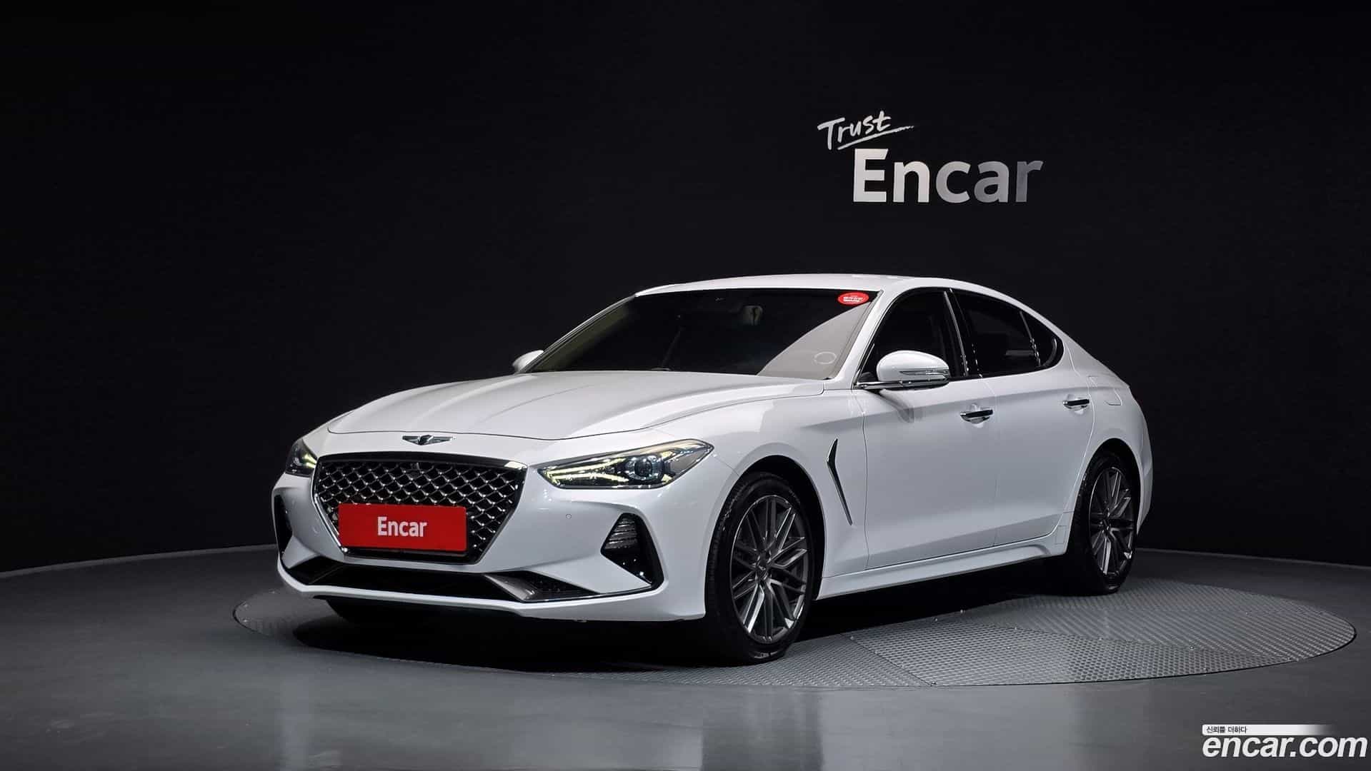G70 Genesis 2018.0-OUTER-001