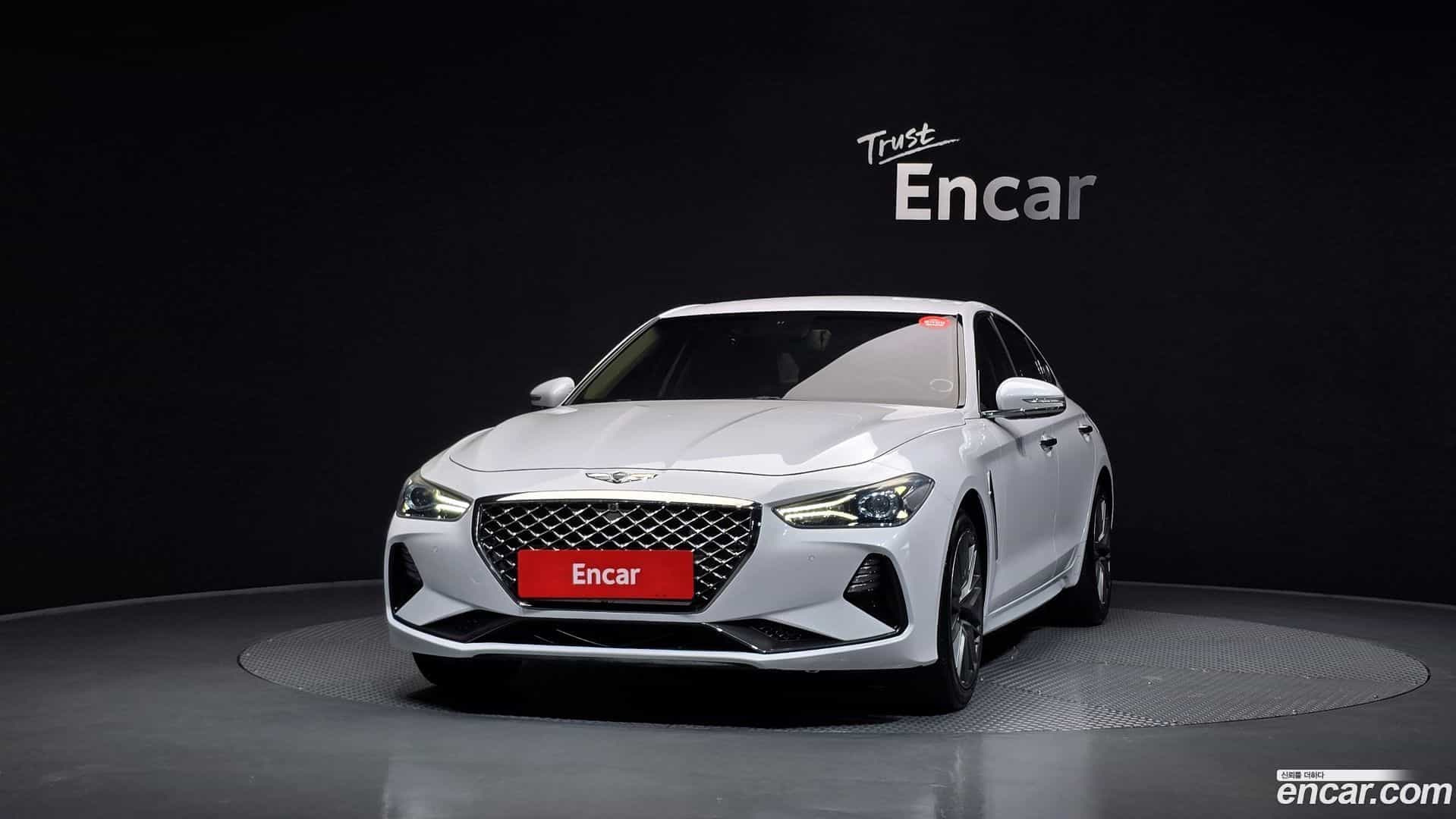 G70 Genesis 2018.0-OUTER-003