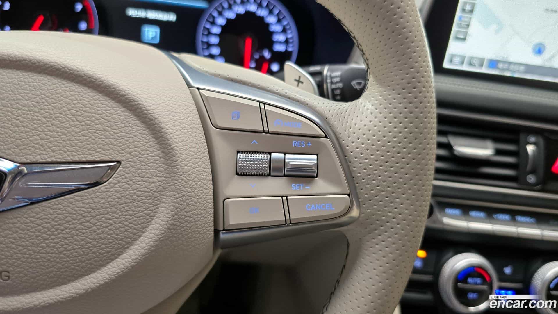 G70 Genesis 2018.0-OPTION-021