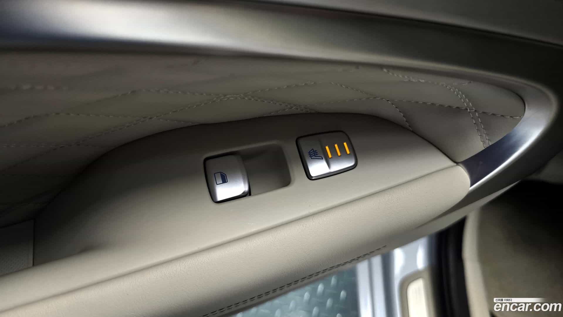 G70 Genesis 2018.0-OPTION-042