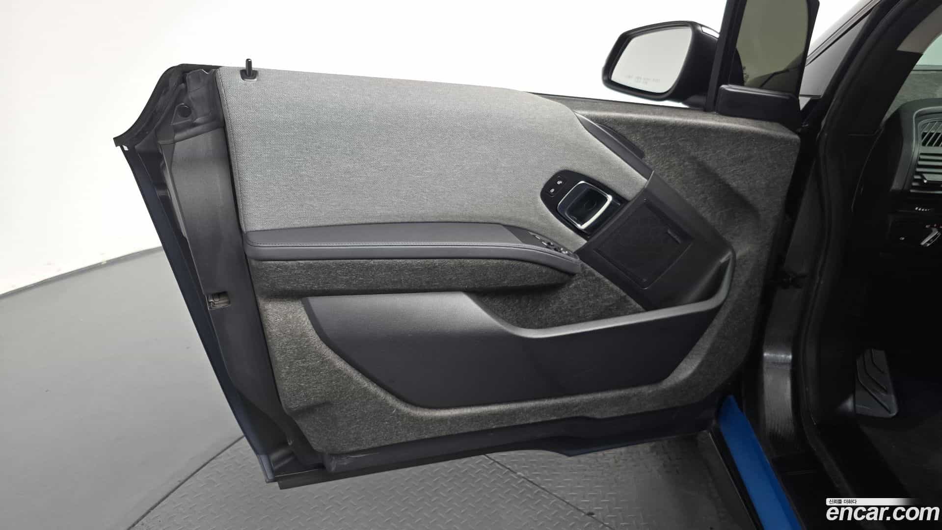 i3 BMW 2019.11-INNER-034