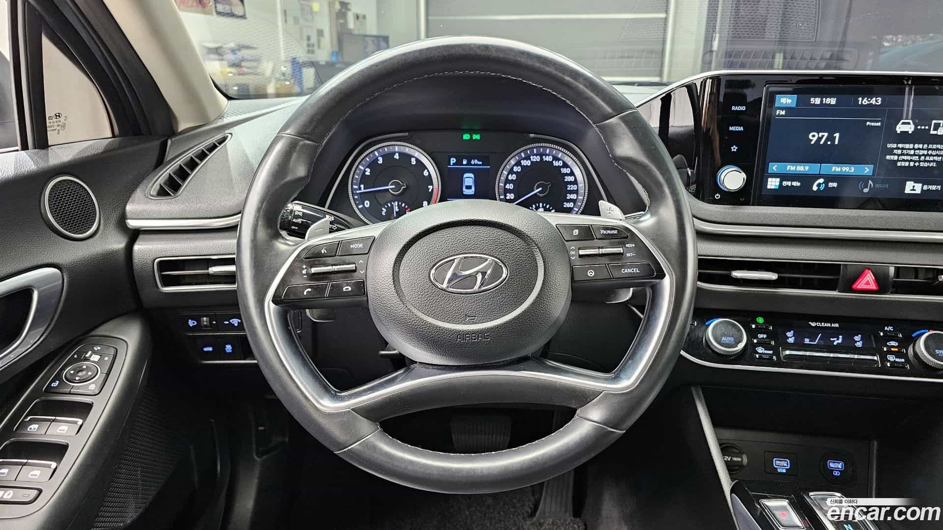 Sonata Hyundai 2019.7-OPTION-017