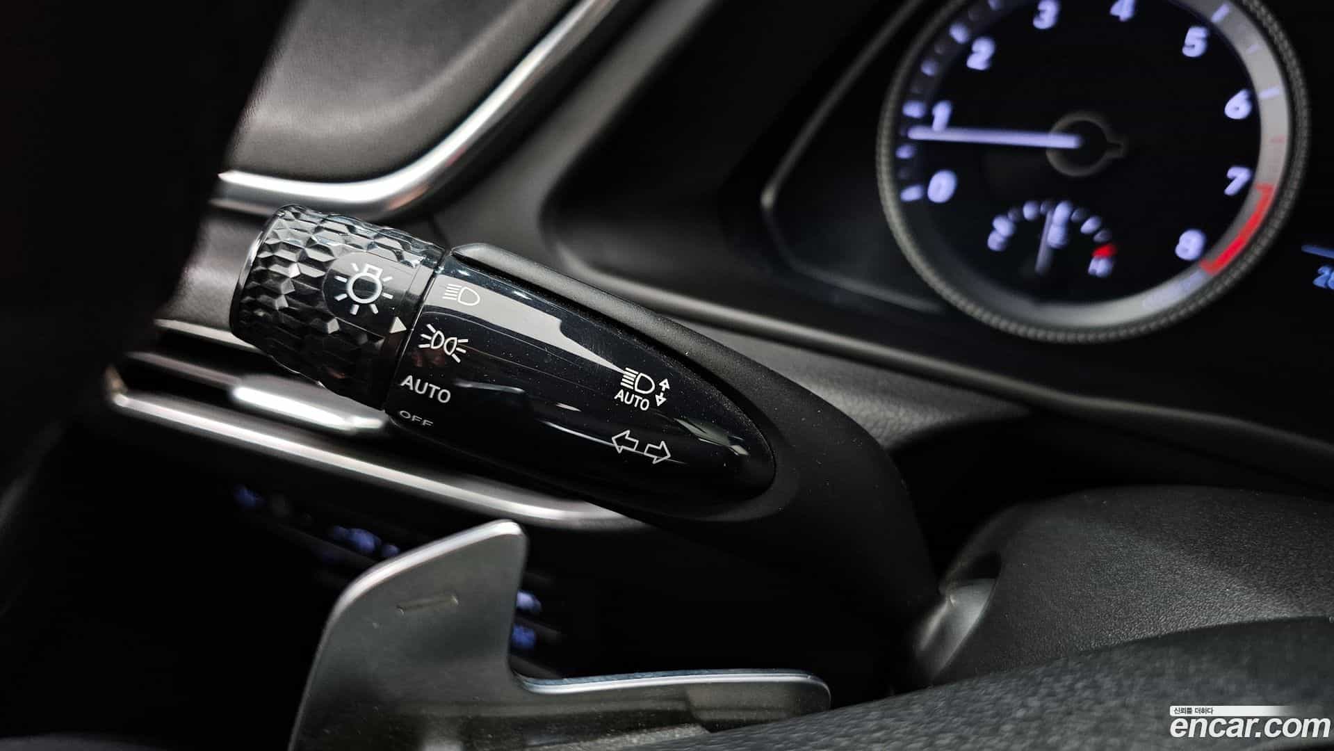 Sonata Hyundai 2019.7-OPTION-043