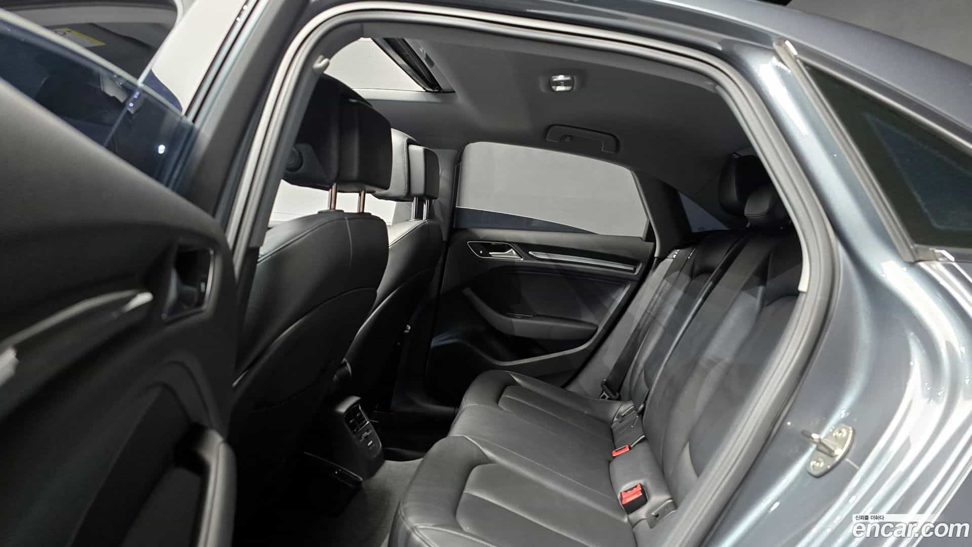 A3 Audi 2018.8-OPTION-016