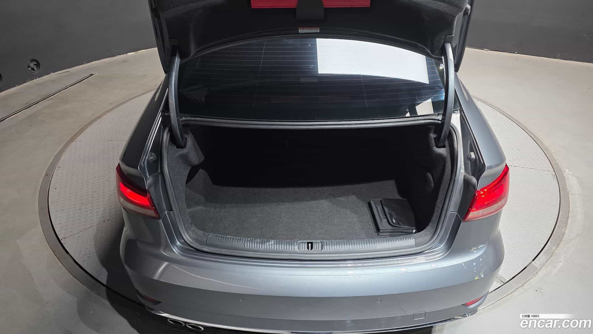 A3 Audi 2018.8-OPTION-043
