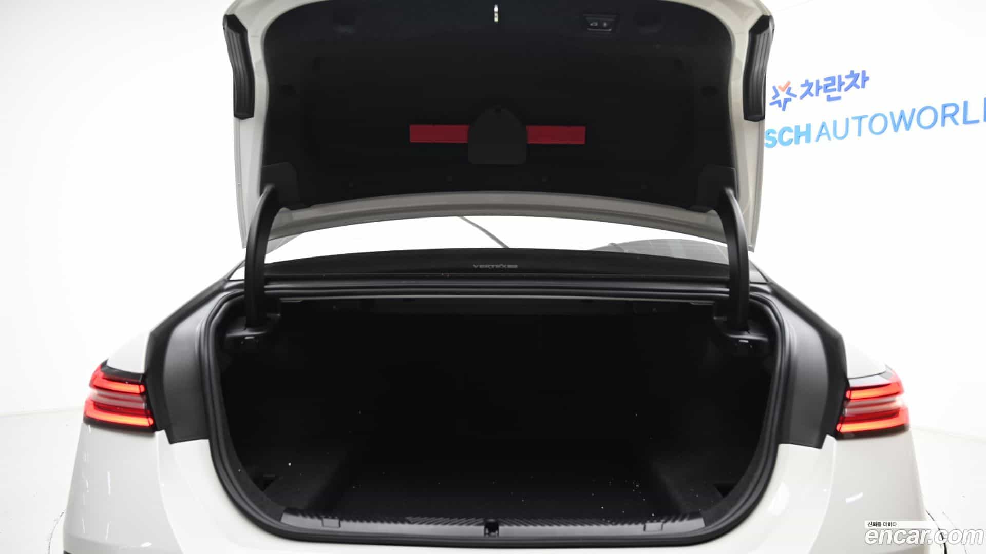 5-Series BMW 2024.4-OPTION-024