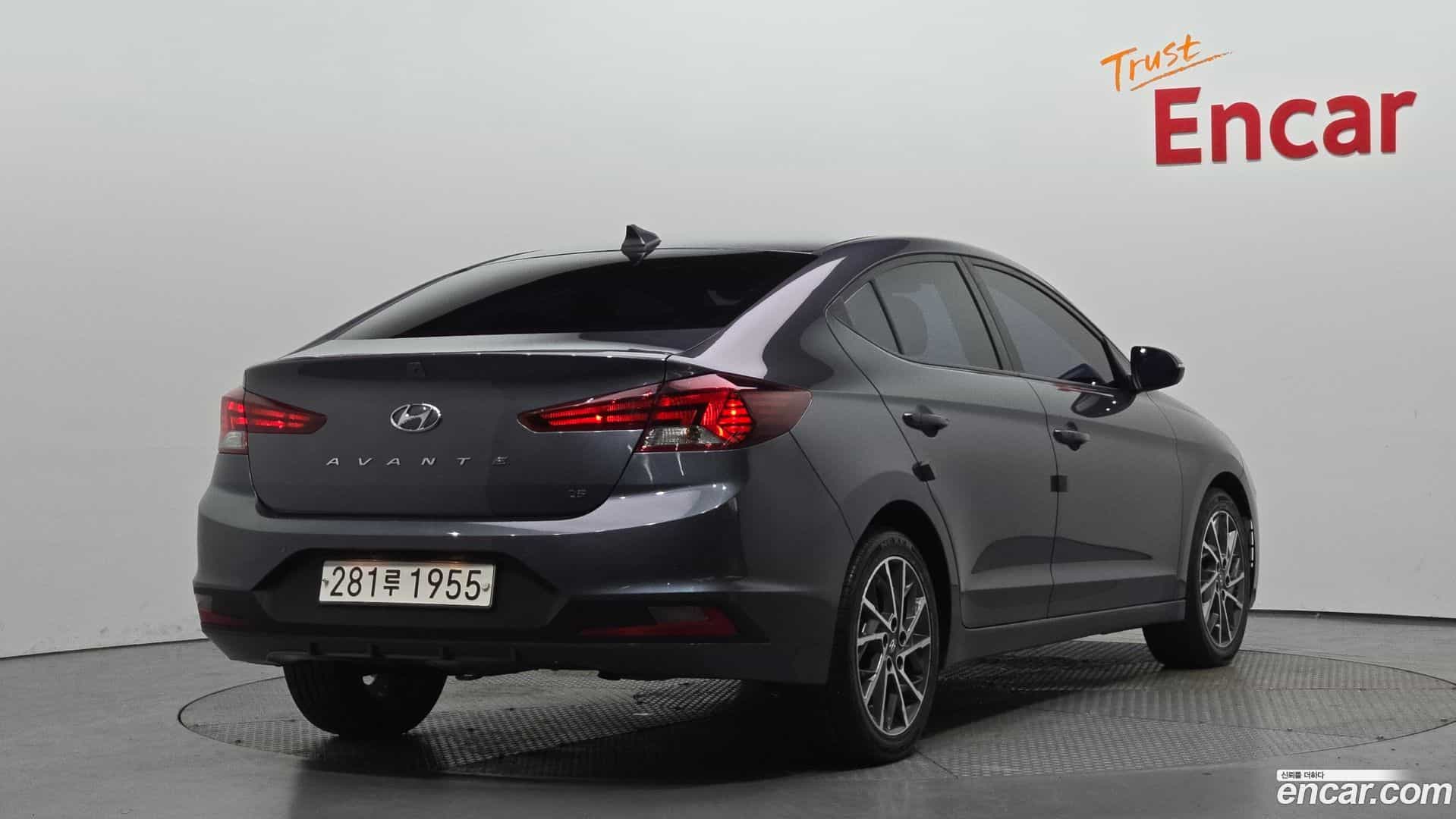 AVANTE Hyundai 2019.3-OUTER-002