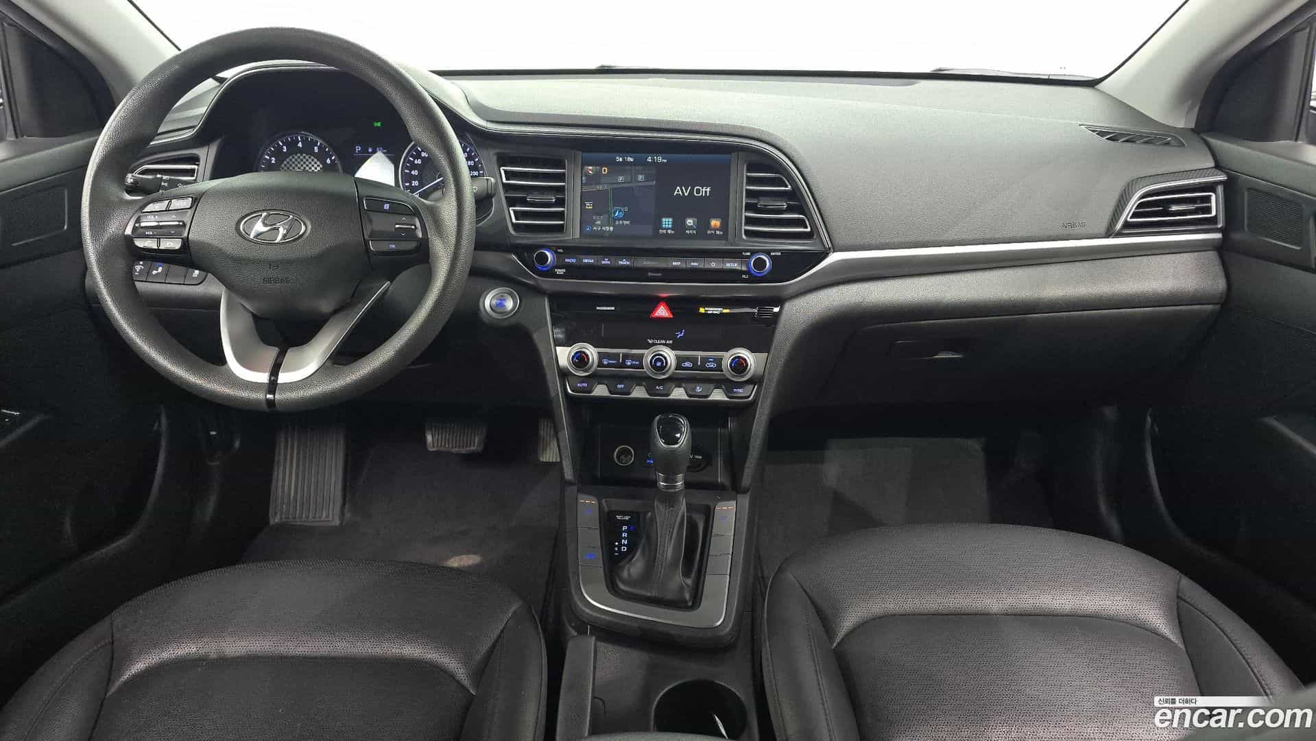 AVANTE Hyundai 2019.3-INNER-007