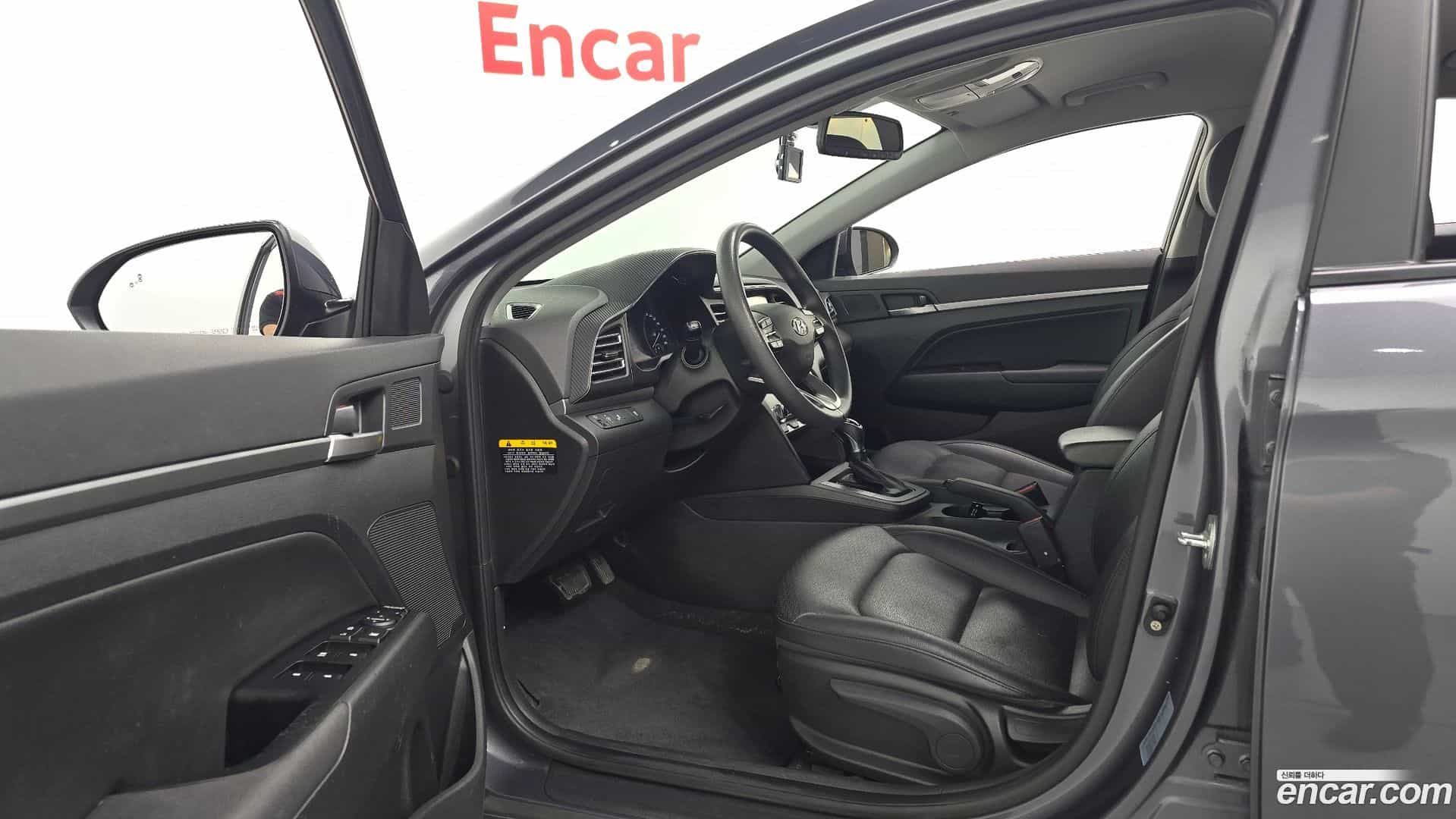 AVANTE Hyundai 2019.3-INNER-010