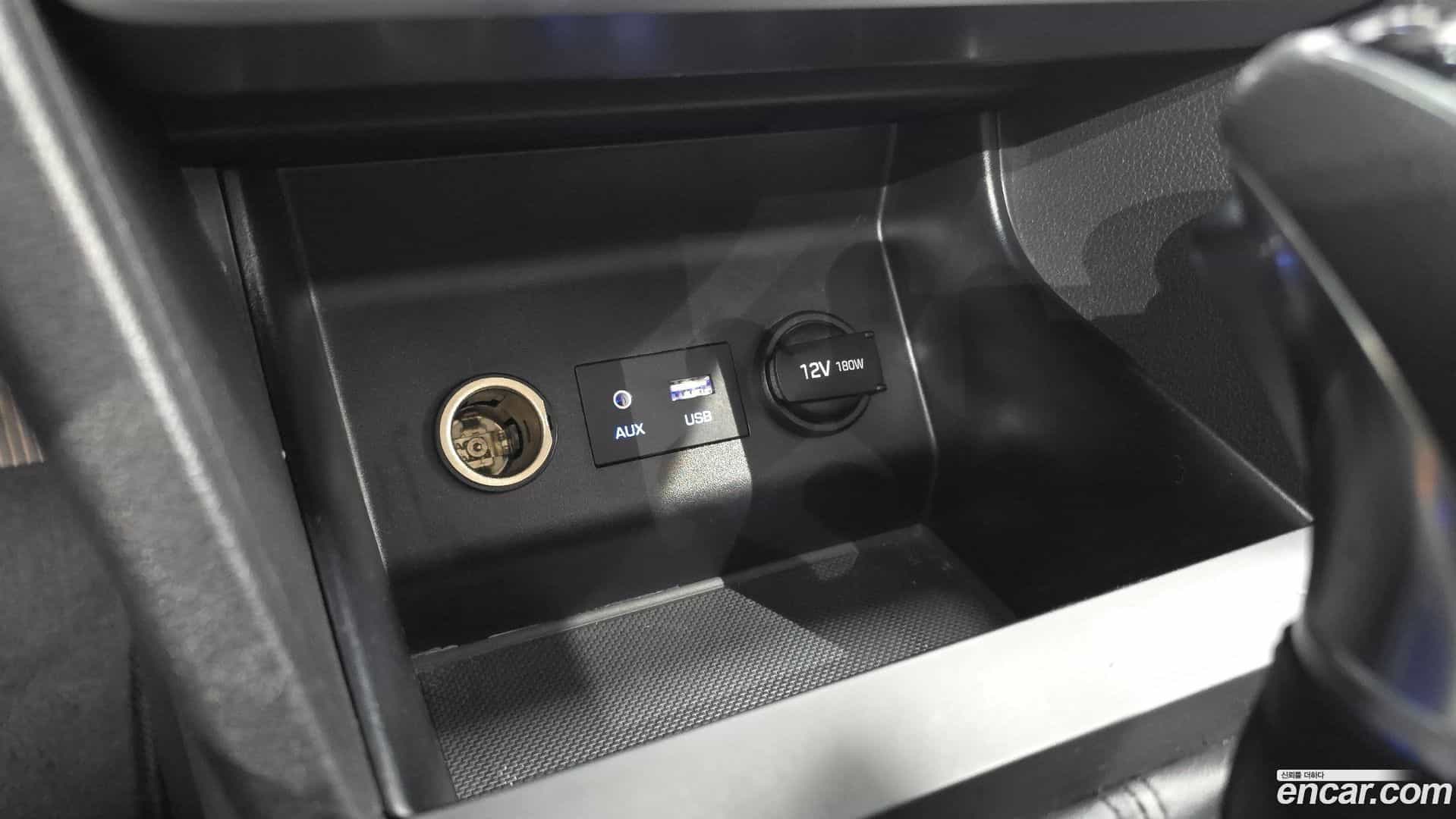 AVANTE Hyundai 2019.3-OPTION-023