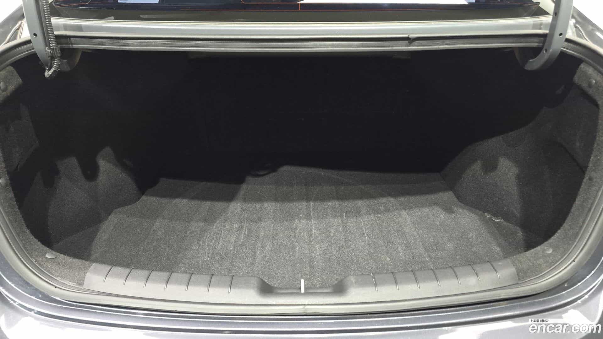 AVANTE Hyundai 2019.3-OPTION-024
