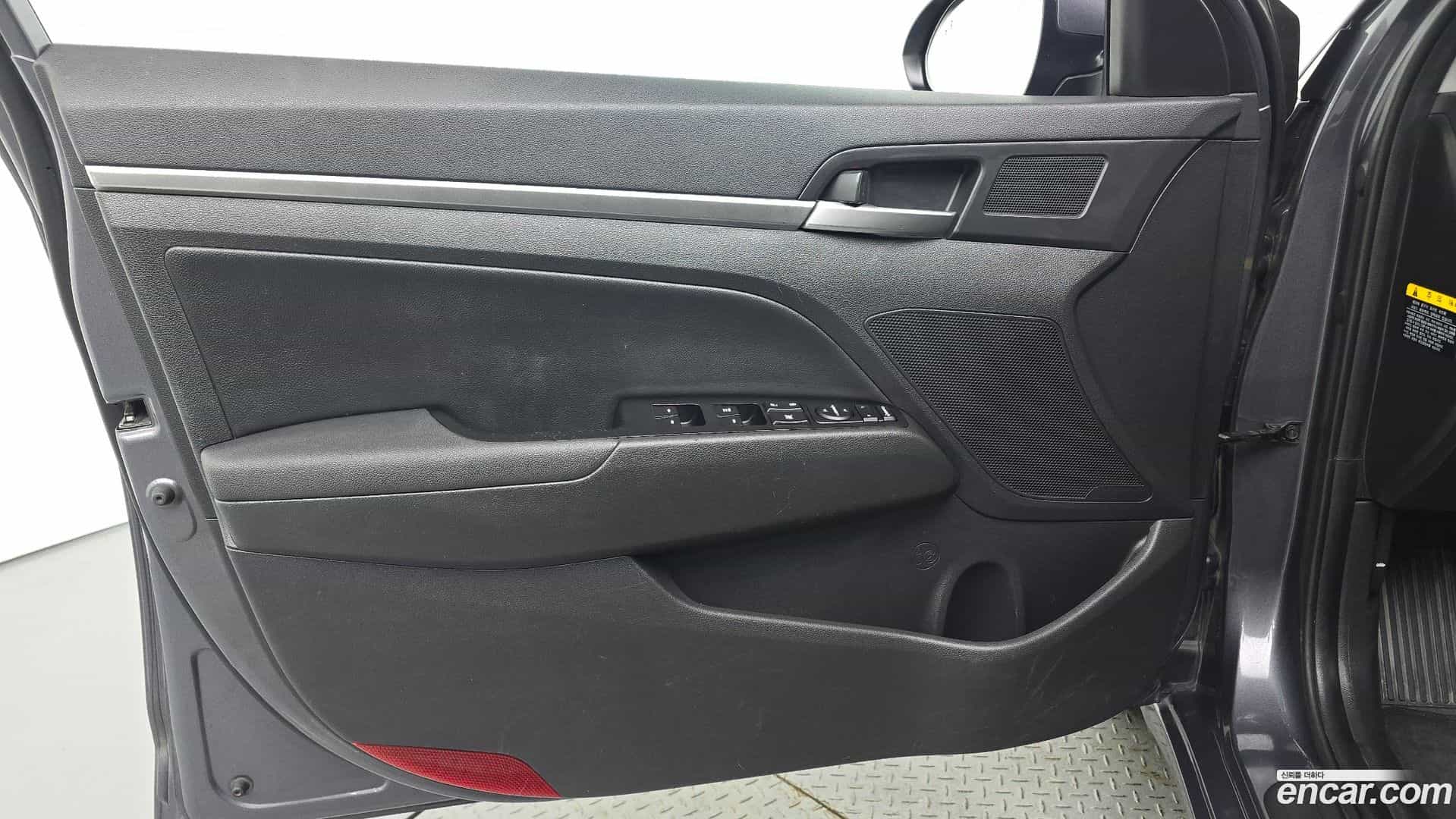 AVANTE Hyundai 2019.3-INNER-034