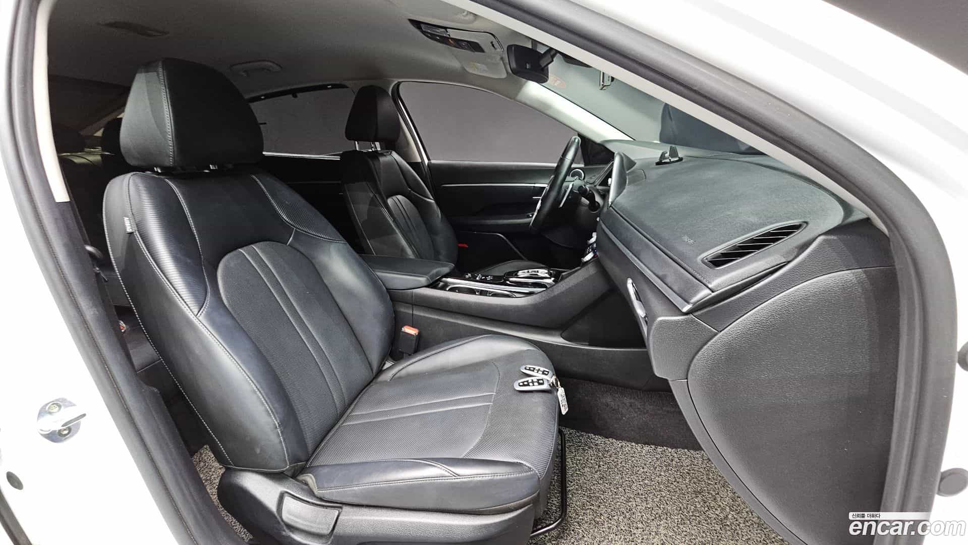 Sonata Hyundai 2019.5-INNER-010