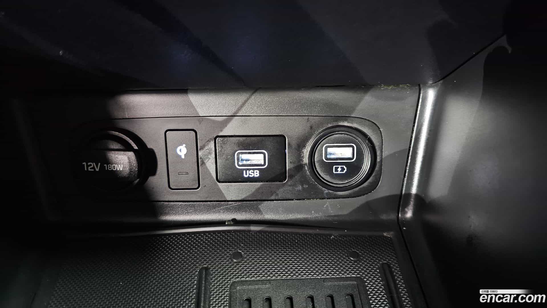Sonata Hyundai 2019.5-OPTION-046