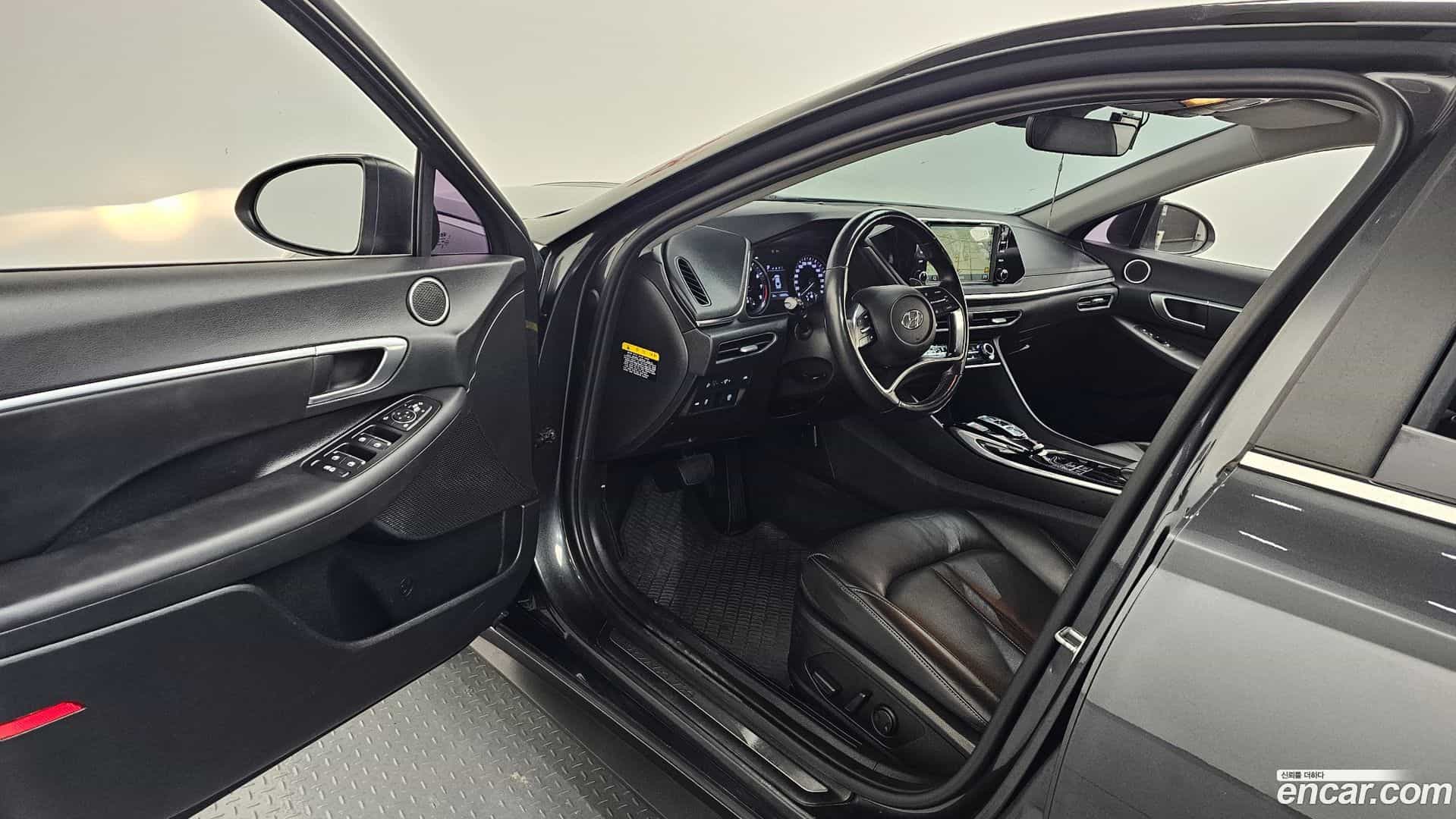 Sonata Hyundai 2019.4-INNER-010