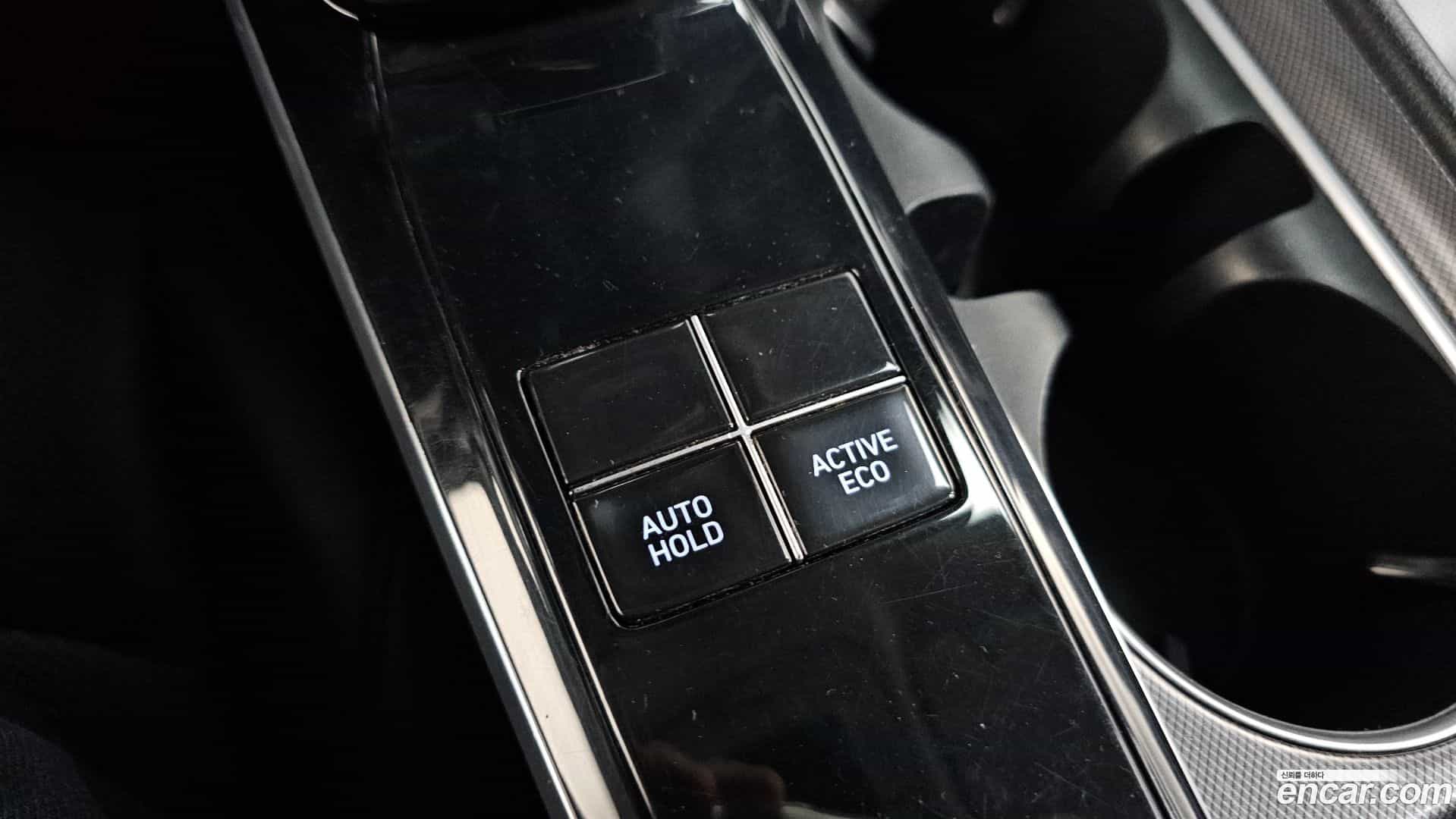 Sonata Hyundai 2019.4-OPTION-023
