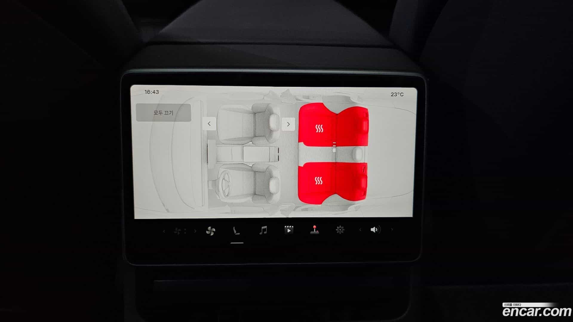 Model 3 Tesla 2025.10-OPTION-050