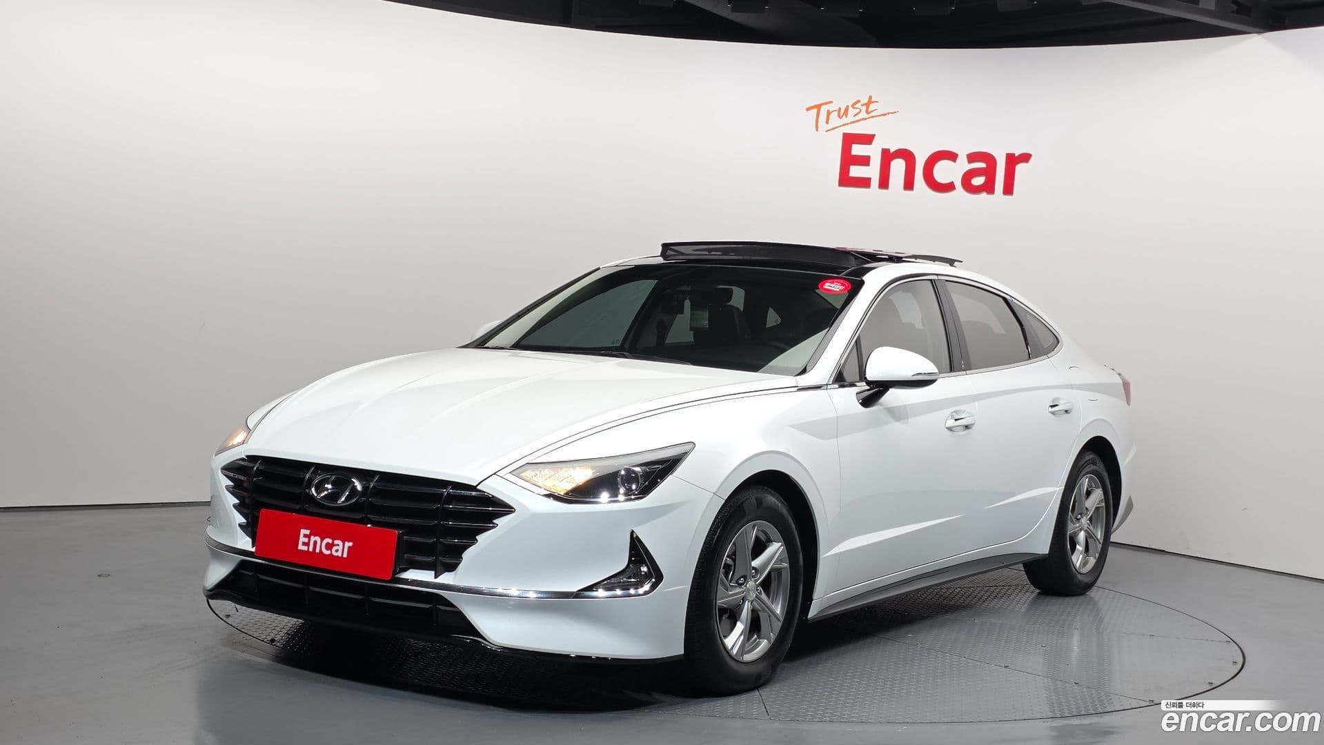 Main__Slider__Photo:Sonata Hyundai 2019.4-0