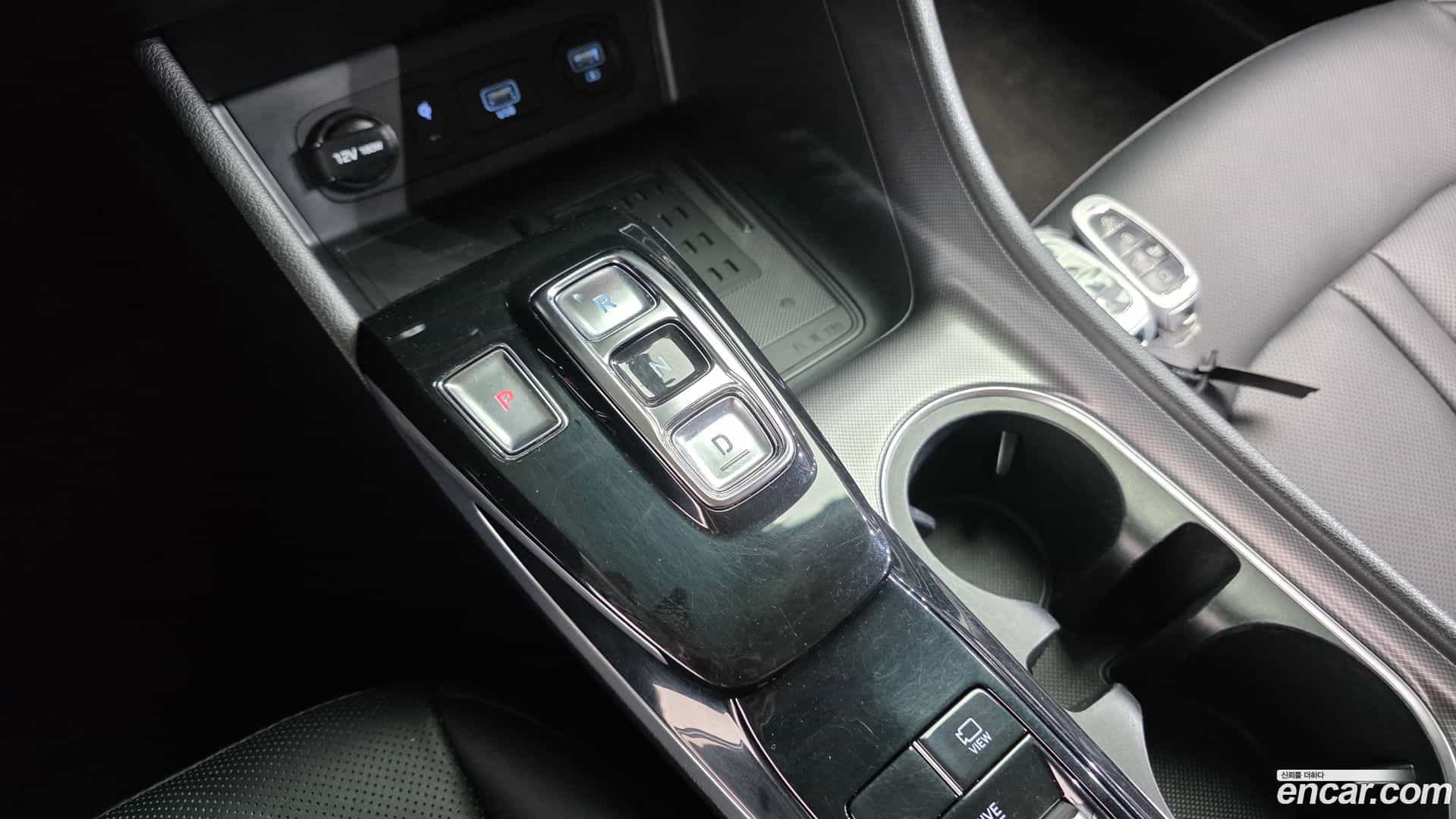 Sonata Hyundai 2019.4-INNER-009